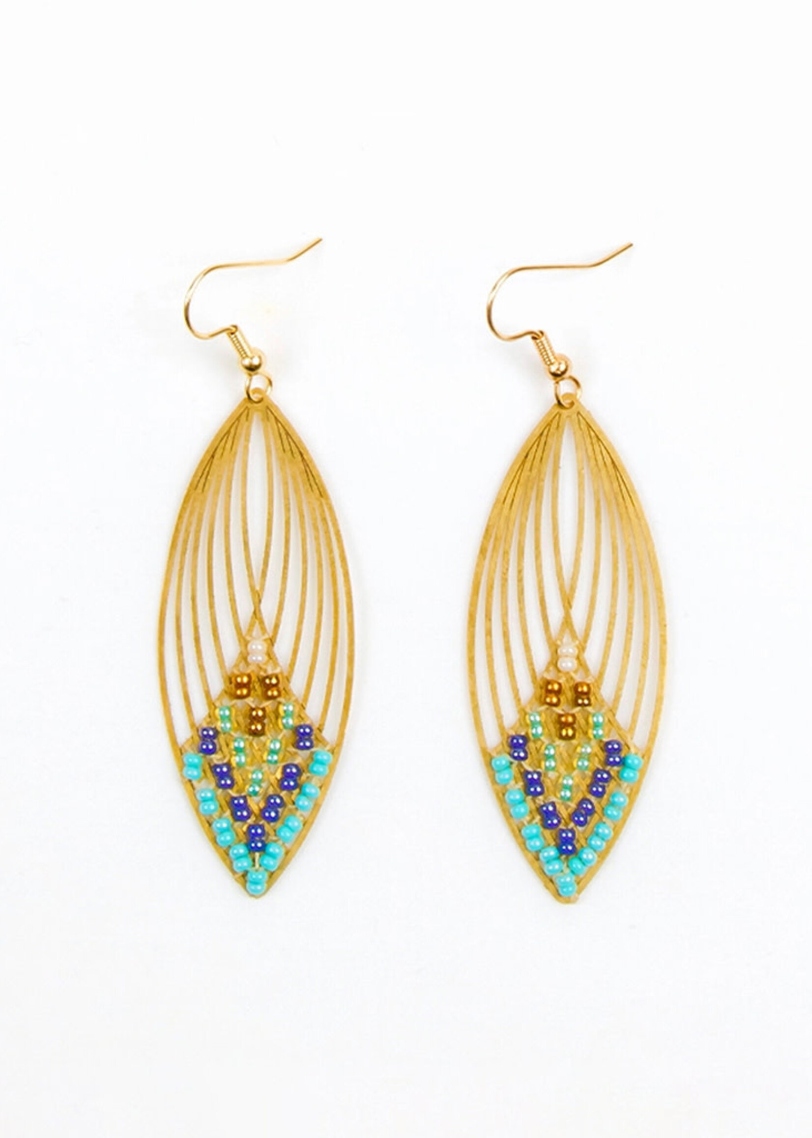 Altiplano Swooping Oval Earrings