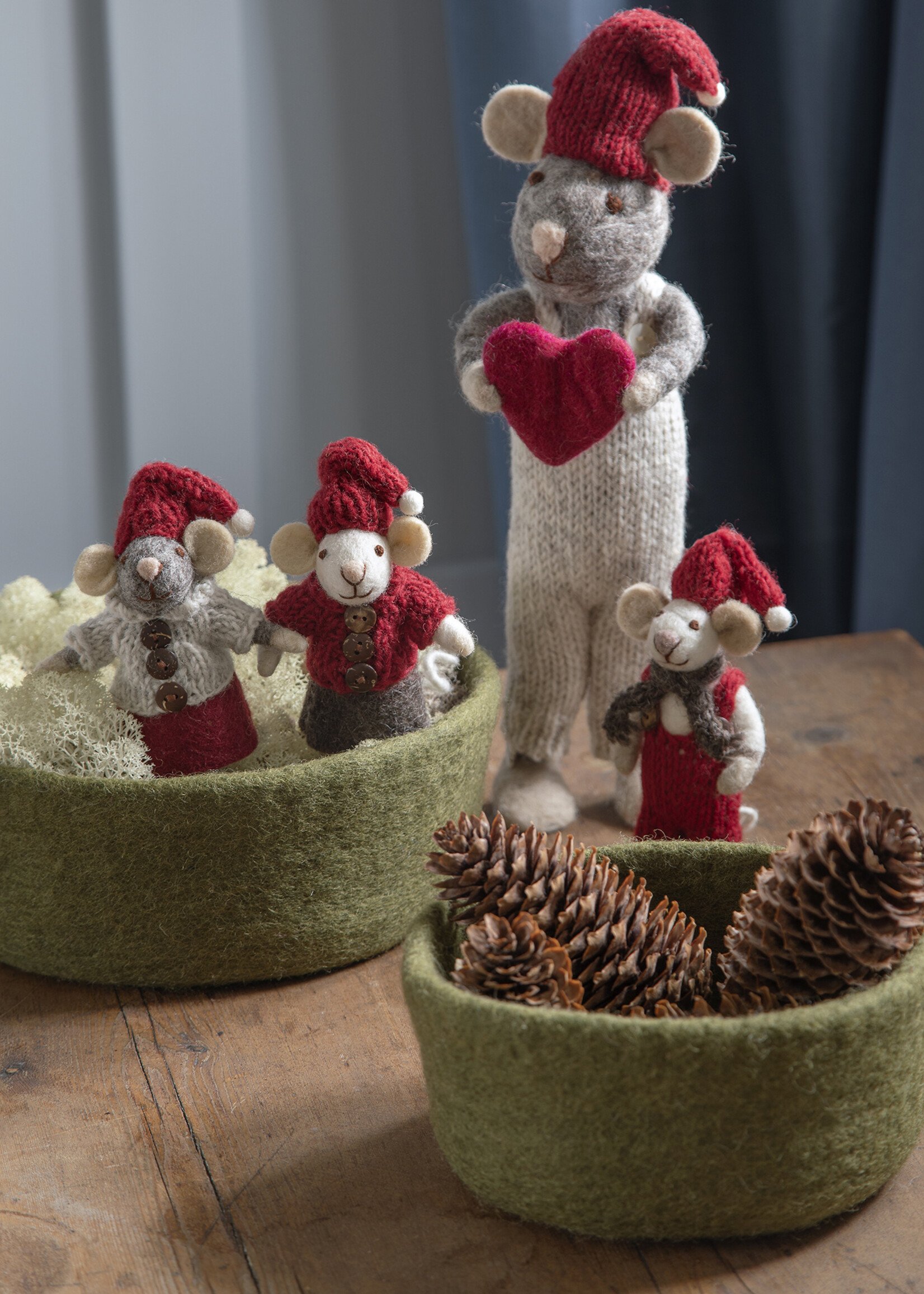 Gry and Sif Pine Green Felt Bowl