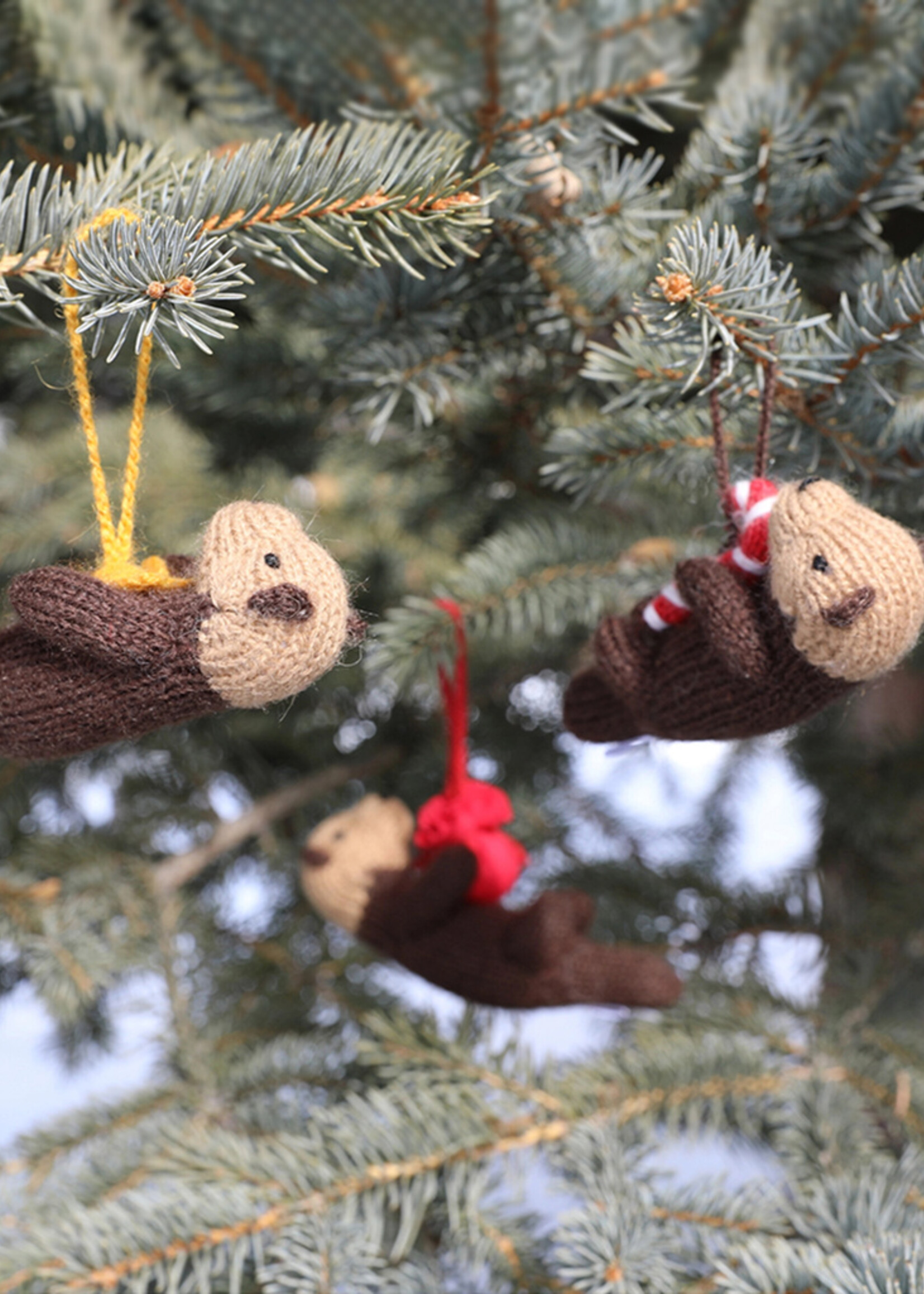Melange Collection Knit Otter Ornament