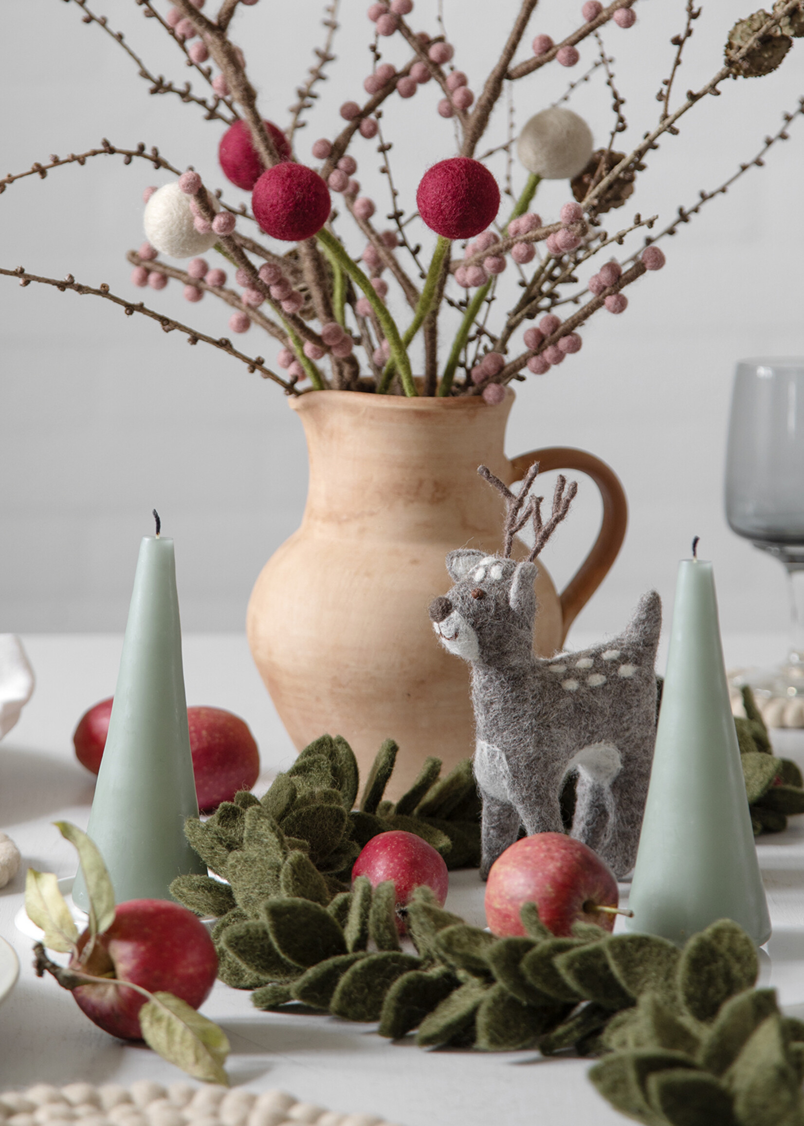 Gry and Sif Large Felt Grey Deer