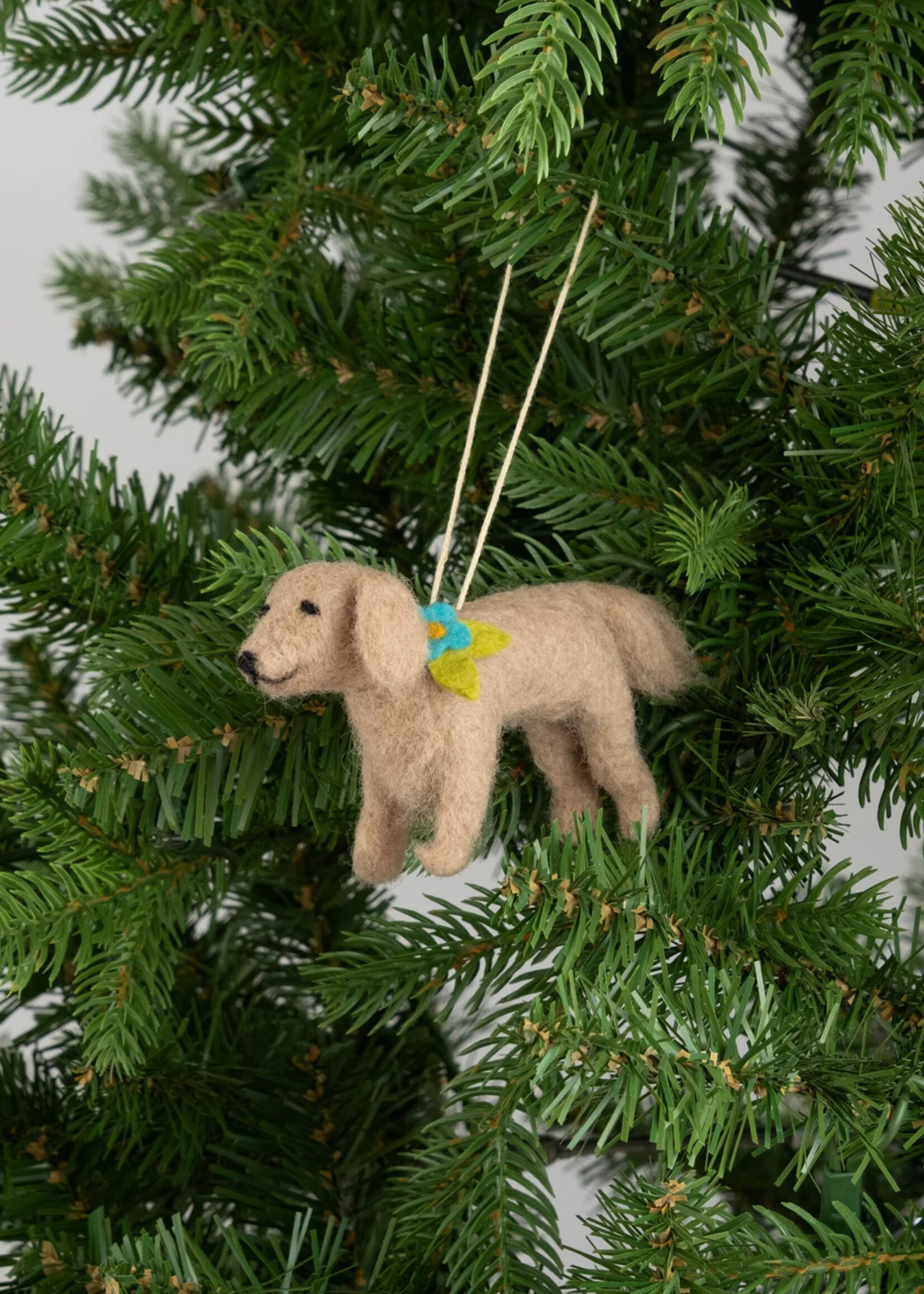 Global Goods Partners Felt Golden Retriever Ornament