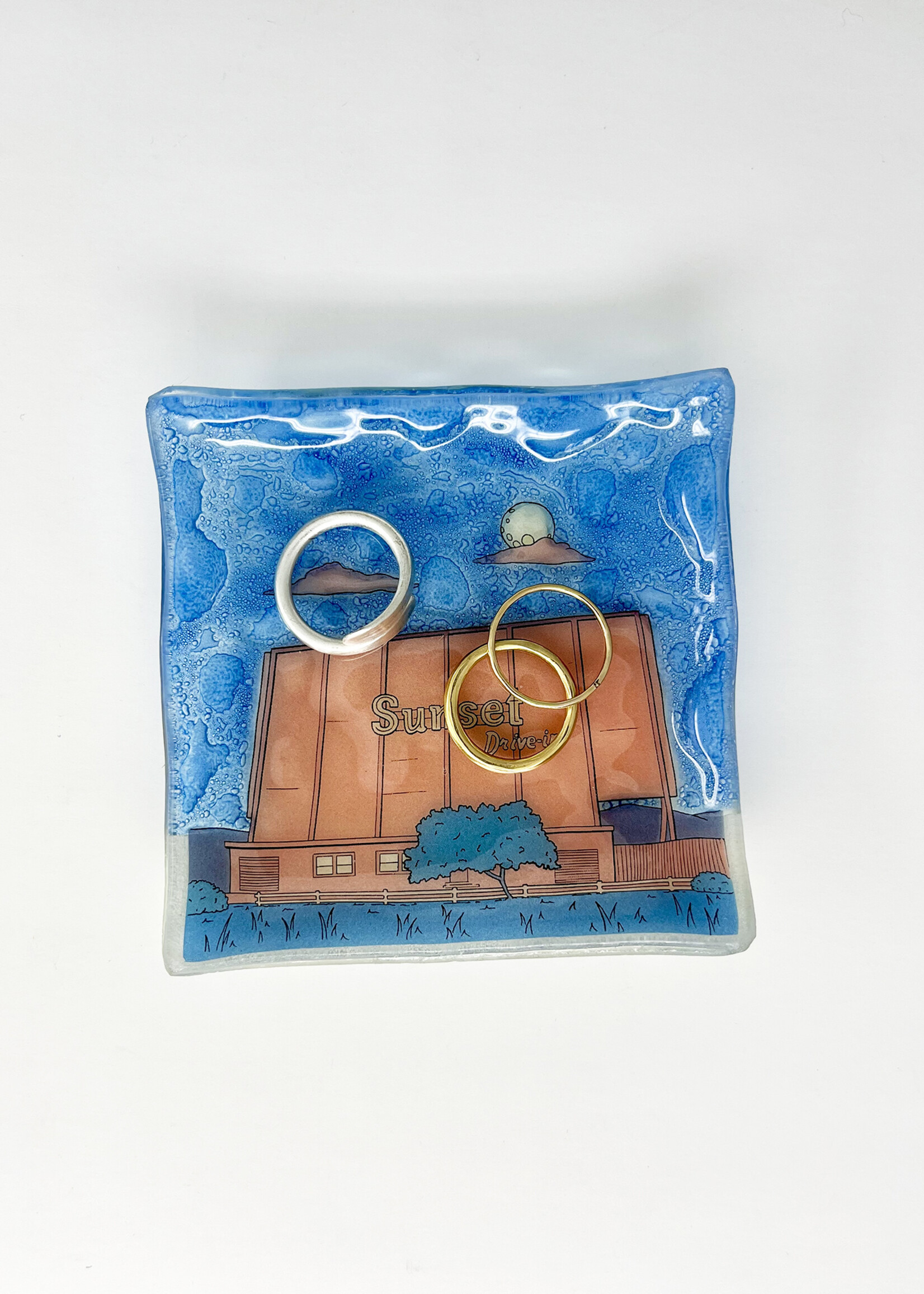 Pampeana Sunset Drive-In Square Dish