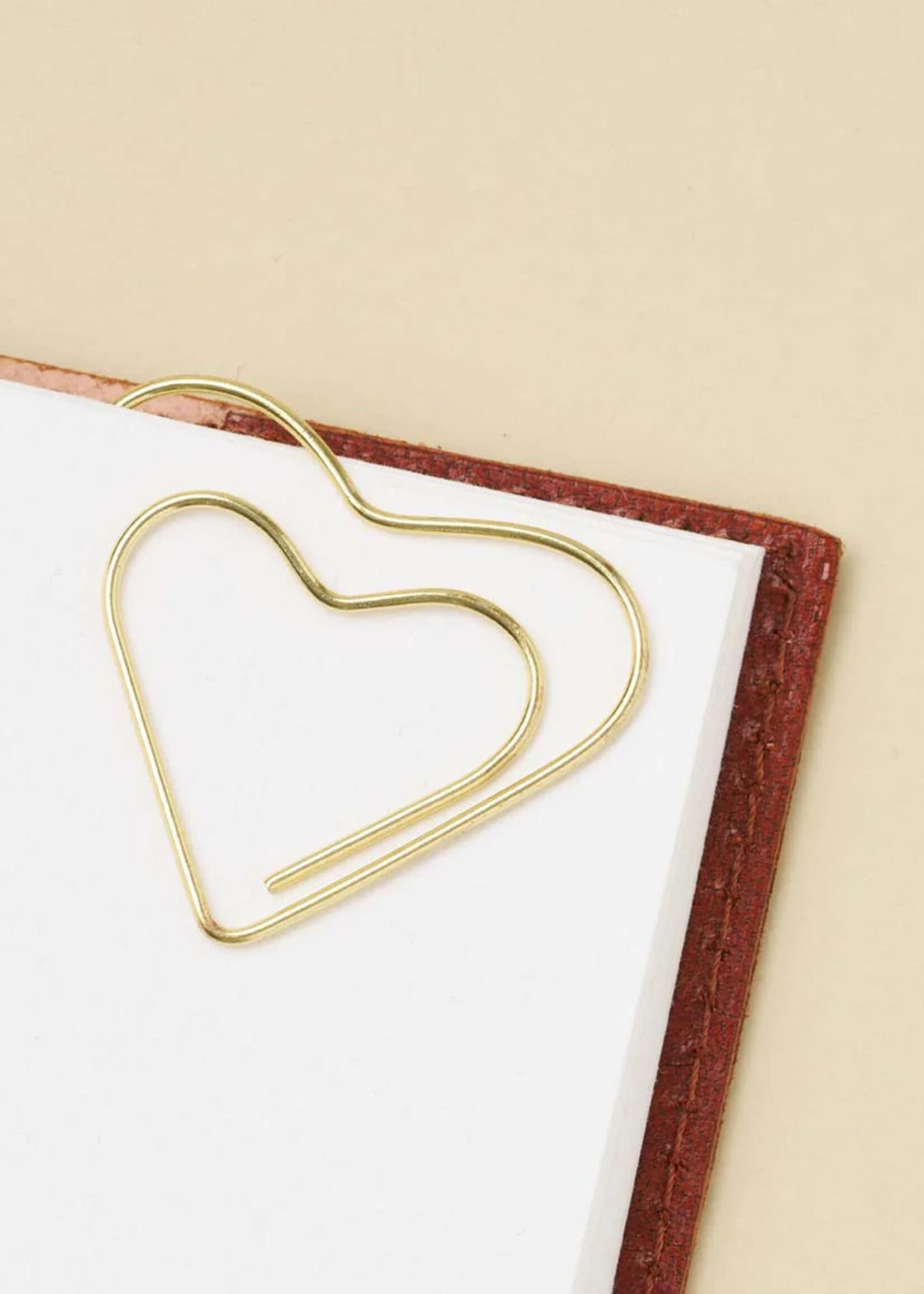 Matr Boomie Kitaab Wire Heart Bookmark