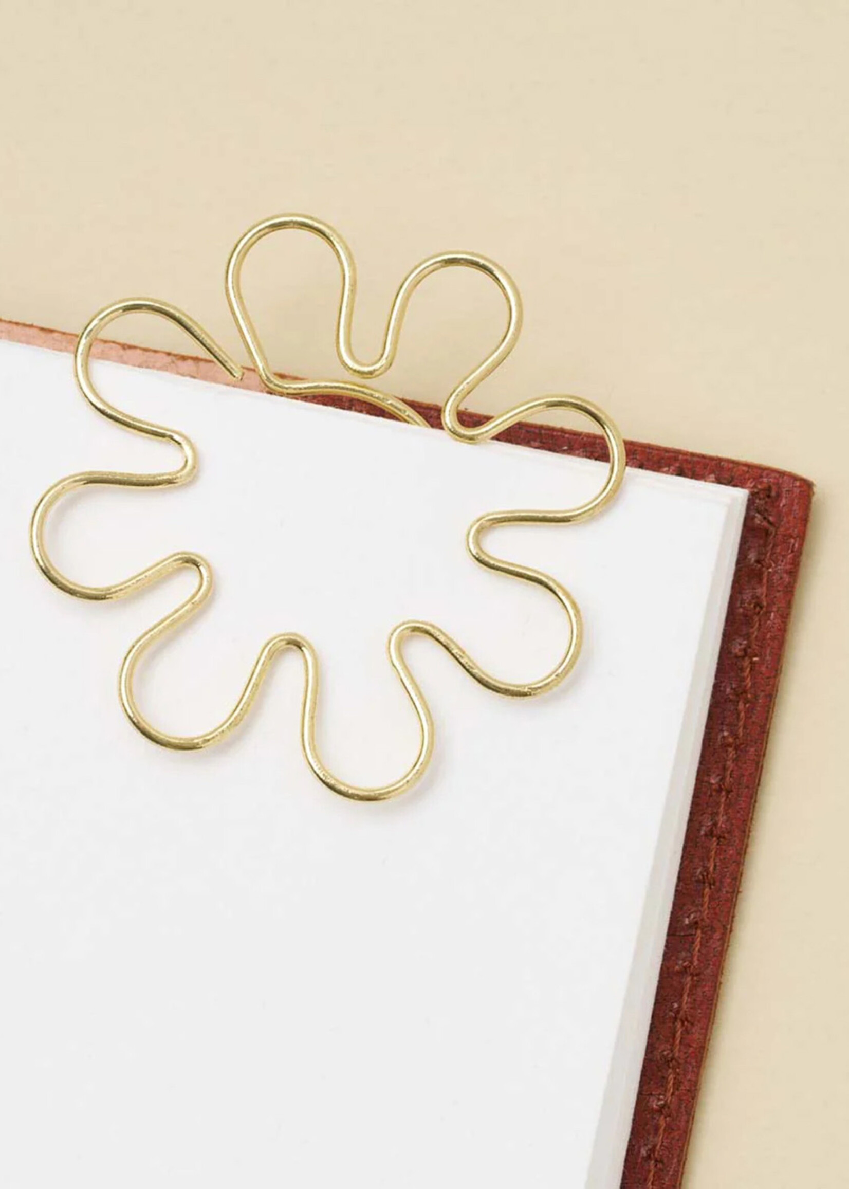 Matr Boomie Kitaab Daisy Wire Bookmark