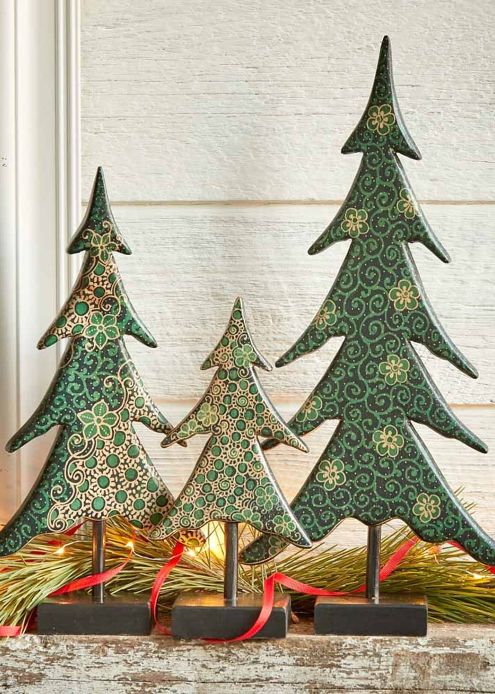 SERRV Batik Holiday Tree Set