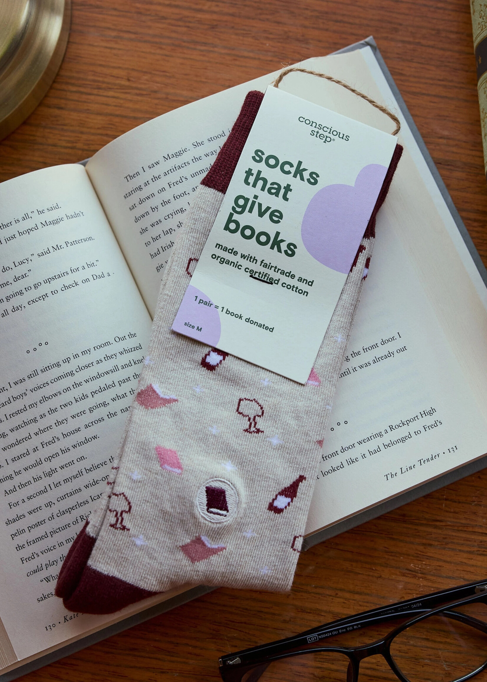 Conscious Step Men's Books and Wine Socks