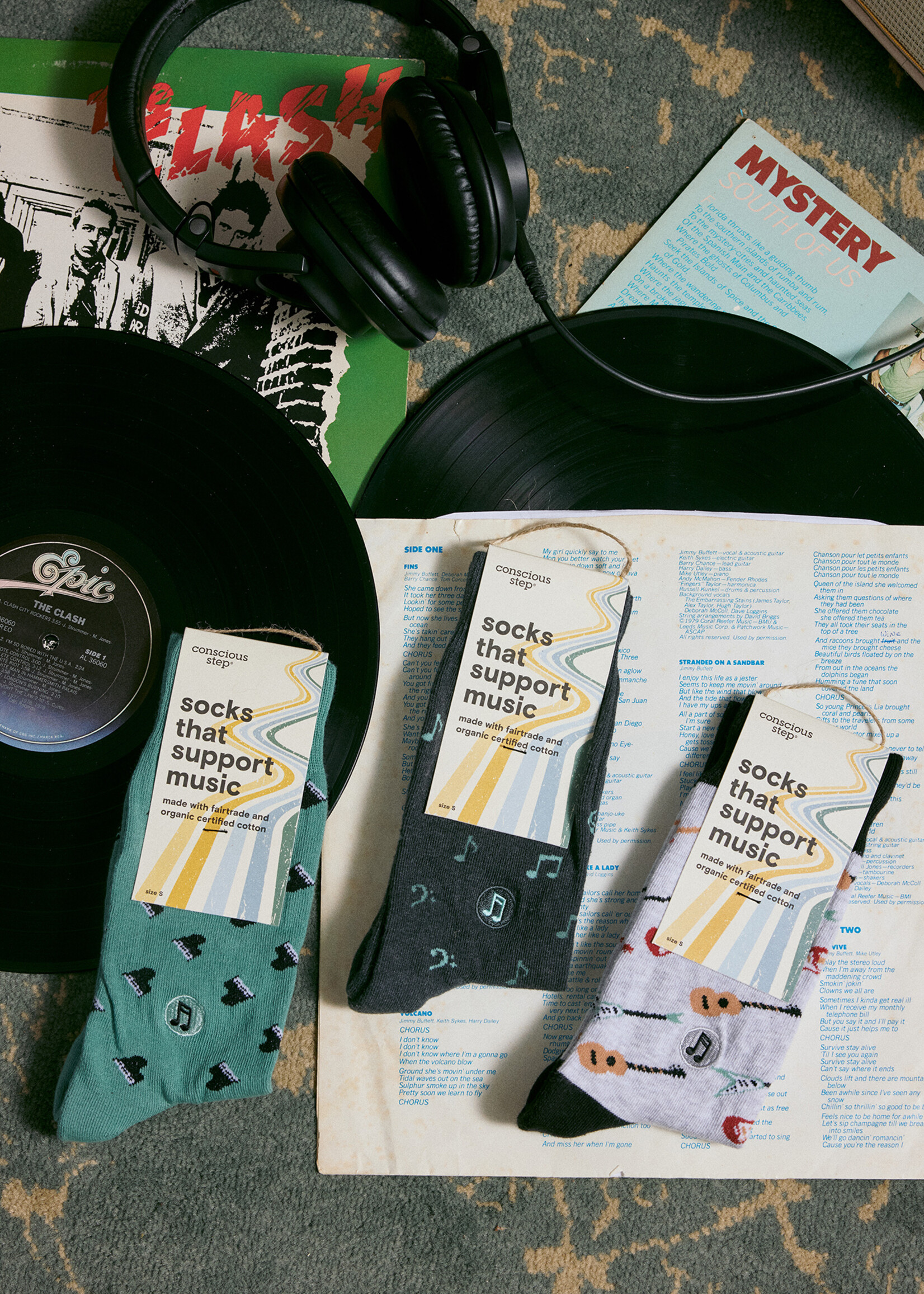 Conscious Step Men's Guitar Socks that Support Music