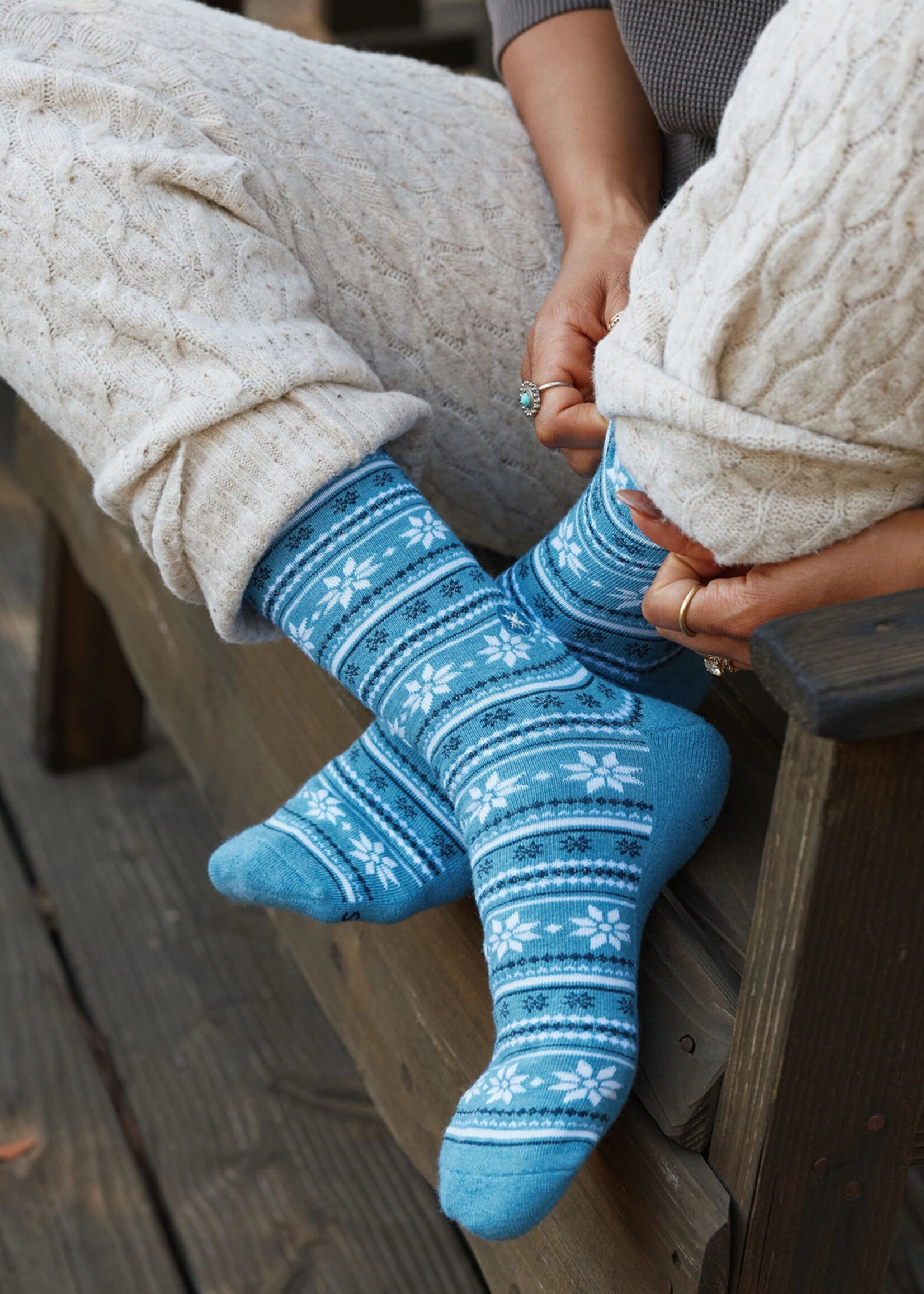 Conscious Step Women's Fair Isle Snowflake Socks