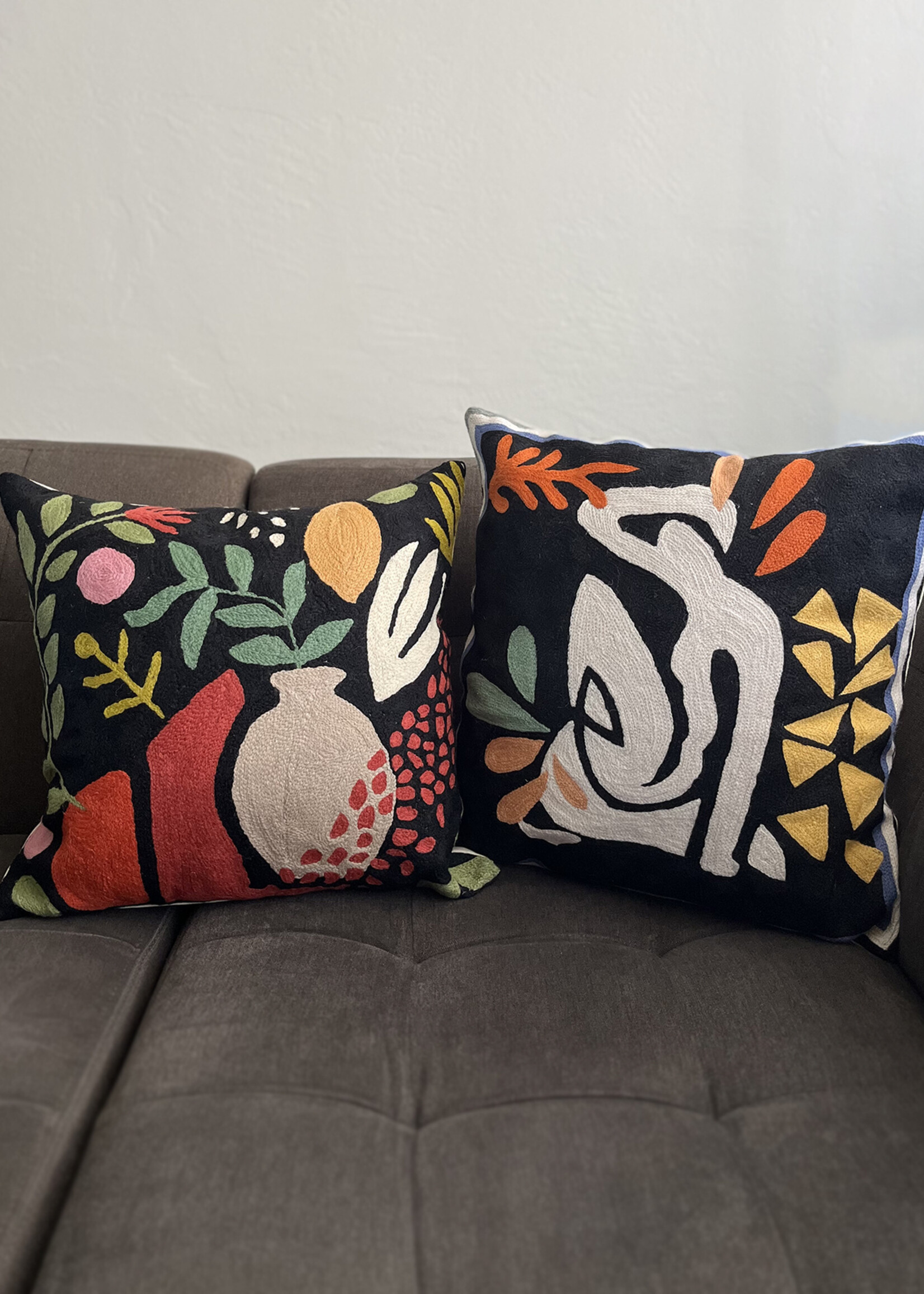 Natural Habitat 18" Matisse Spirit Femme Throw Pillow