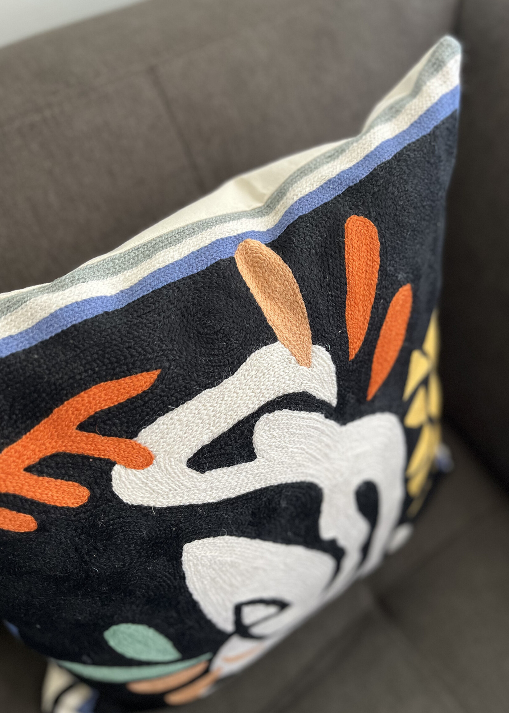 Natural Habitat 18" Matisse Spirit Femme Throw Pillow