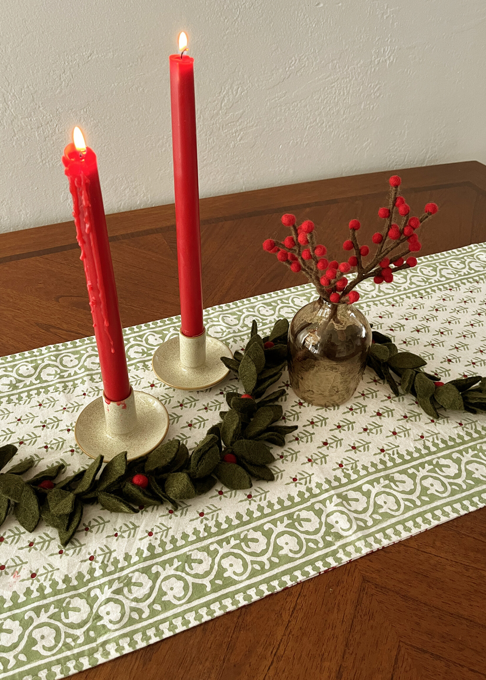 Gry and Sif Felt Green Garland With Red Berries