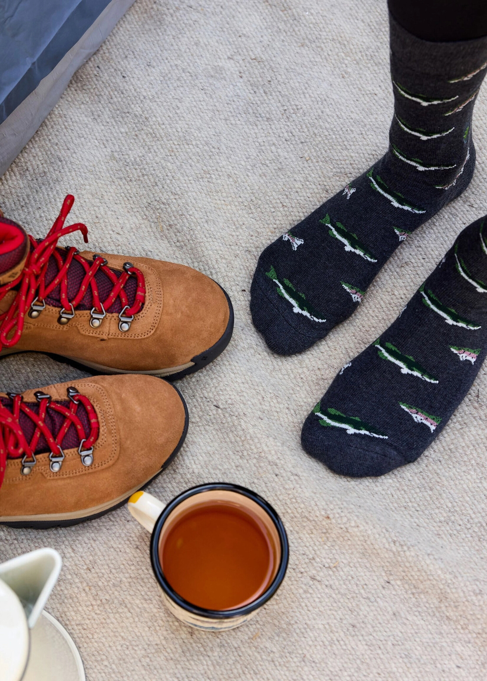 Conscious Step Men's Fish Socks - Protect National Parks