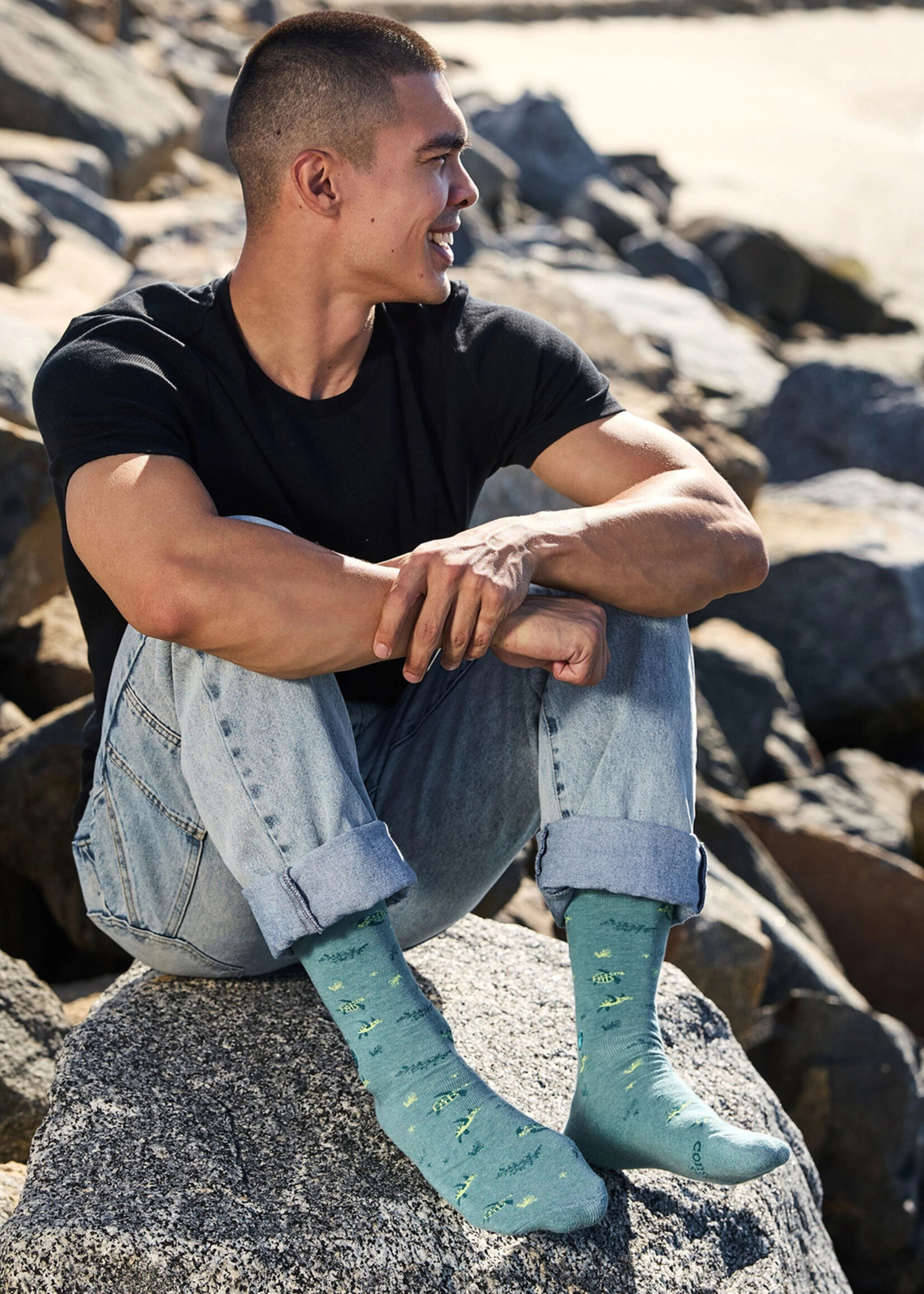 Conscious Step Women's Sea Turtle and Reef Socks