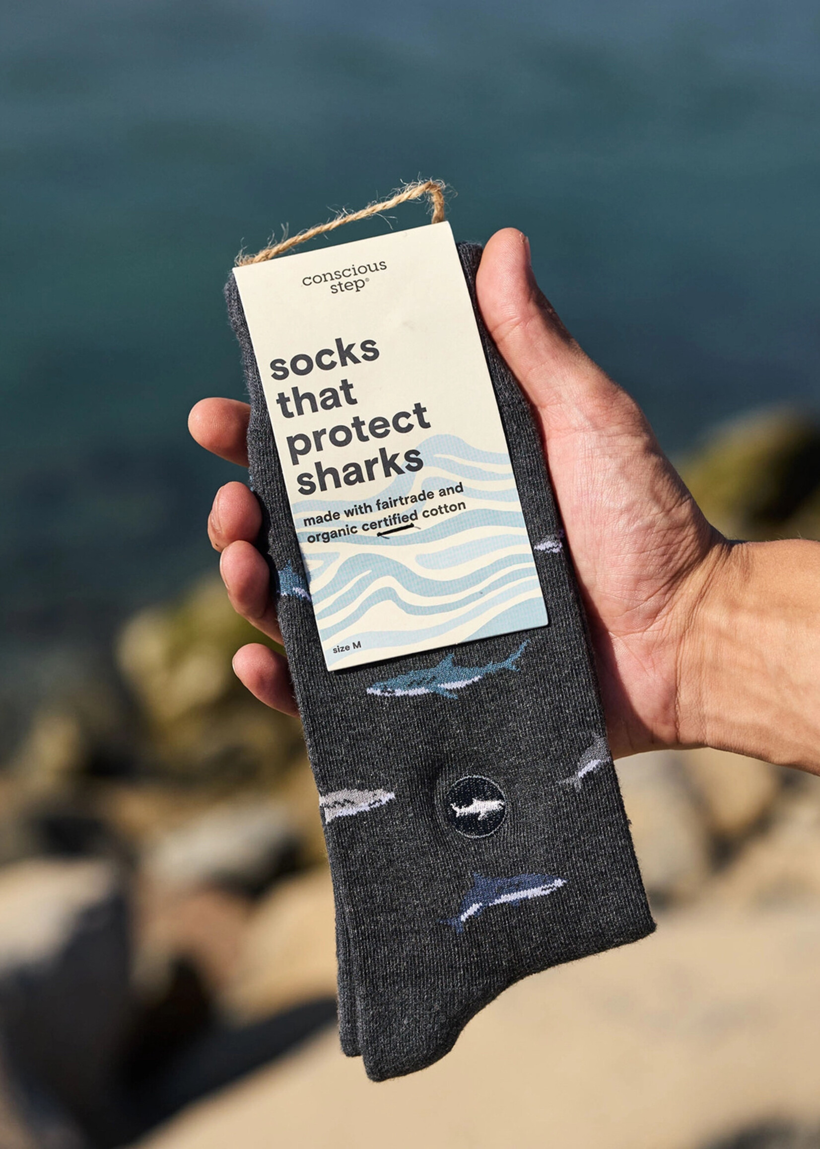 Conscious Step Men's Shark Socks - Grey