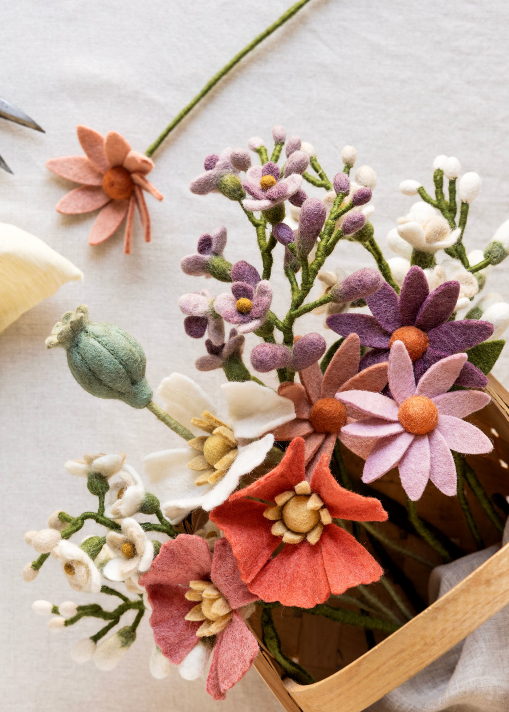 Gry and Sif Cosmos Felt Flower