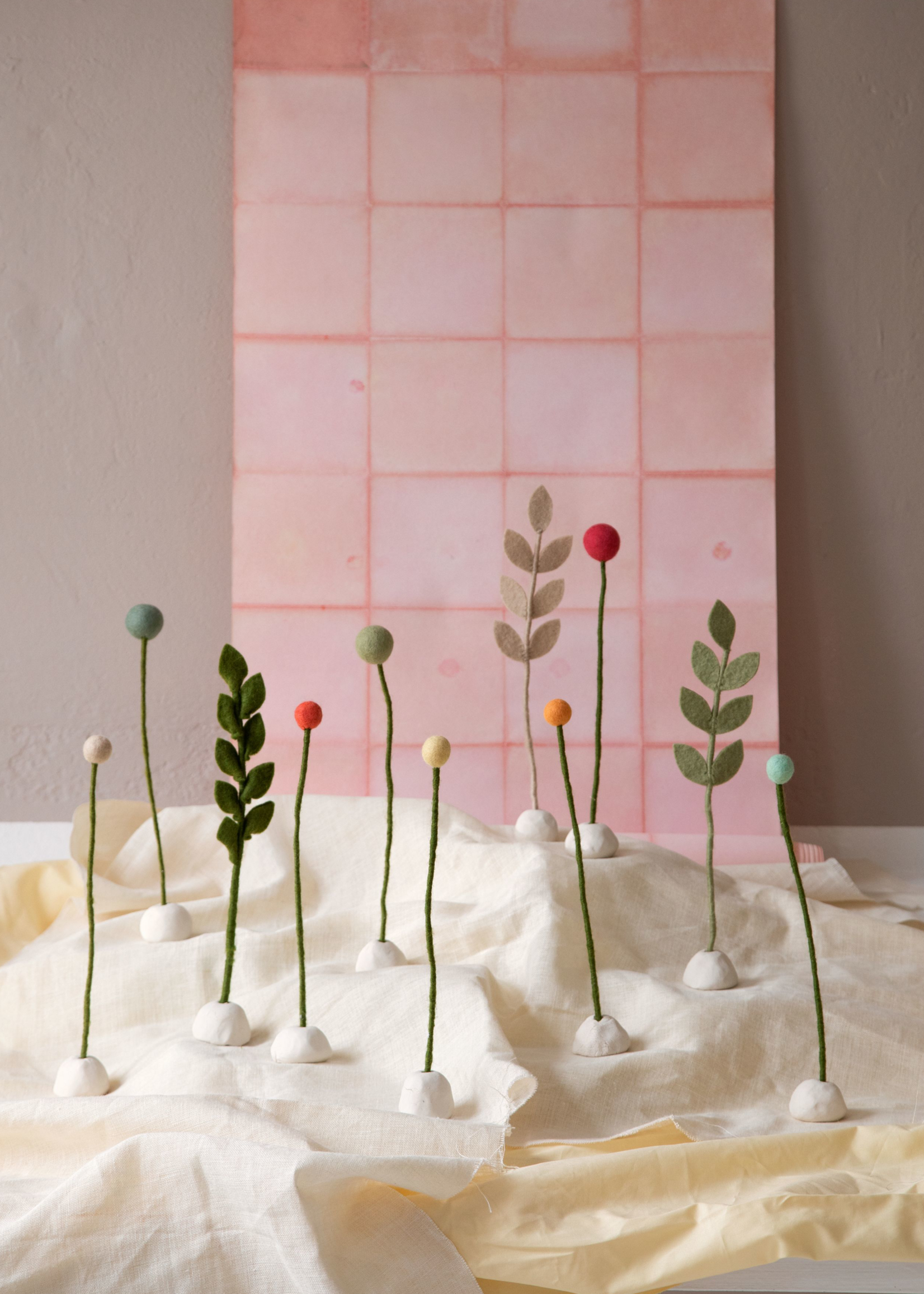 Gry and Sif Felt Leaf Branch