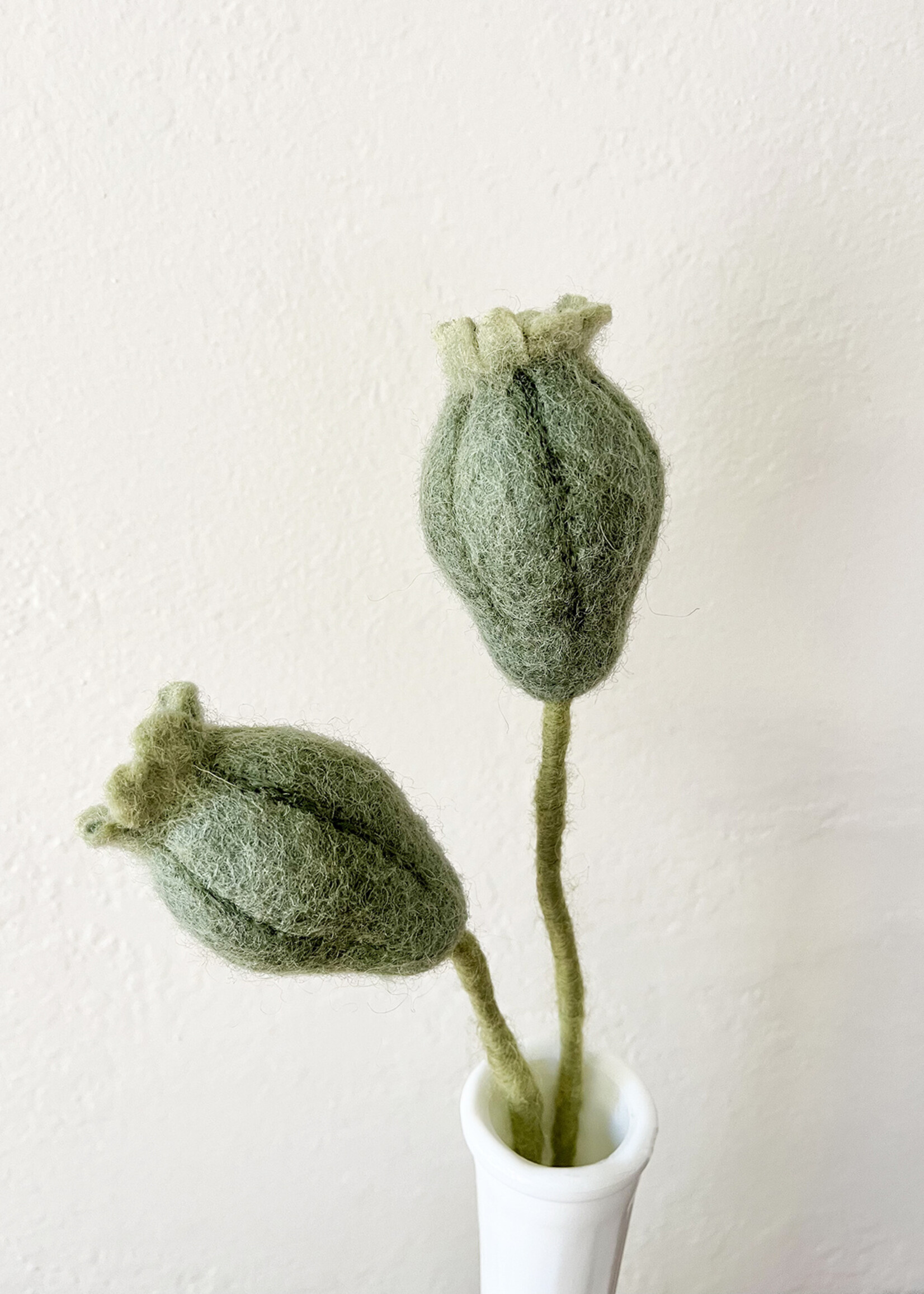Gry and Sif Felt Poppy Seed Head
