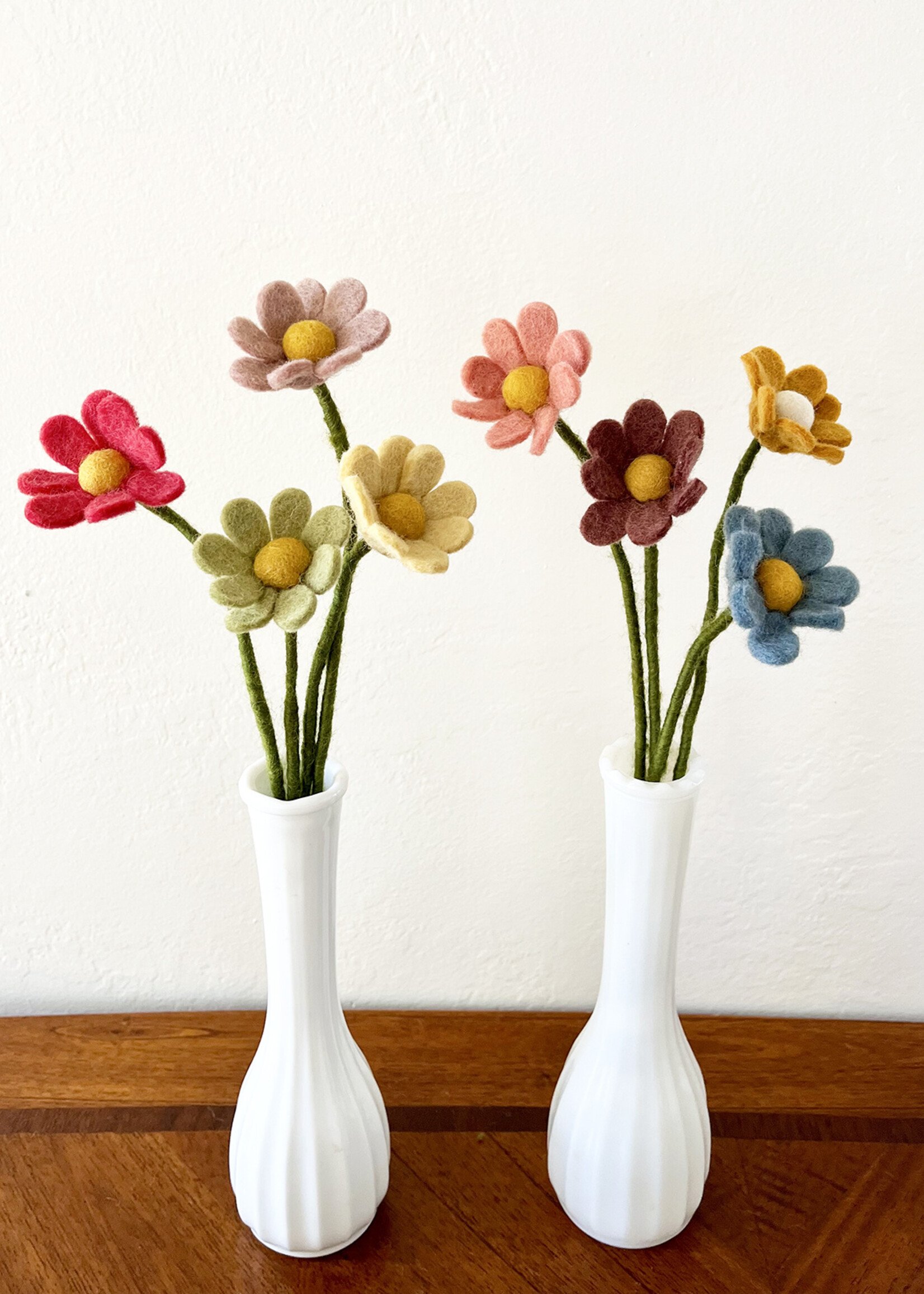 Gry and Sif Felt Flower Anemone