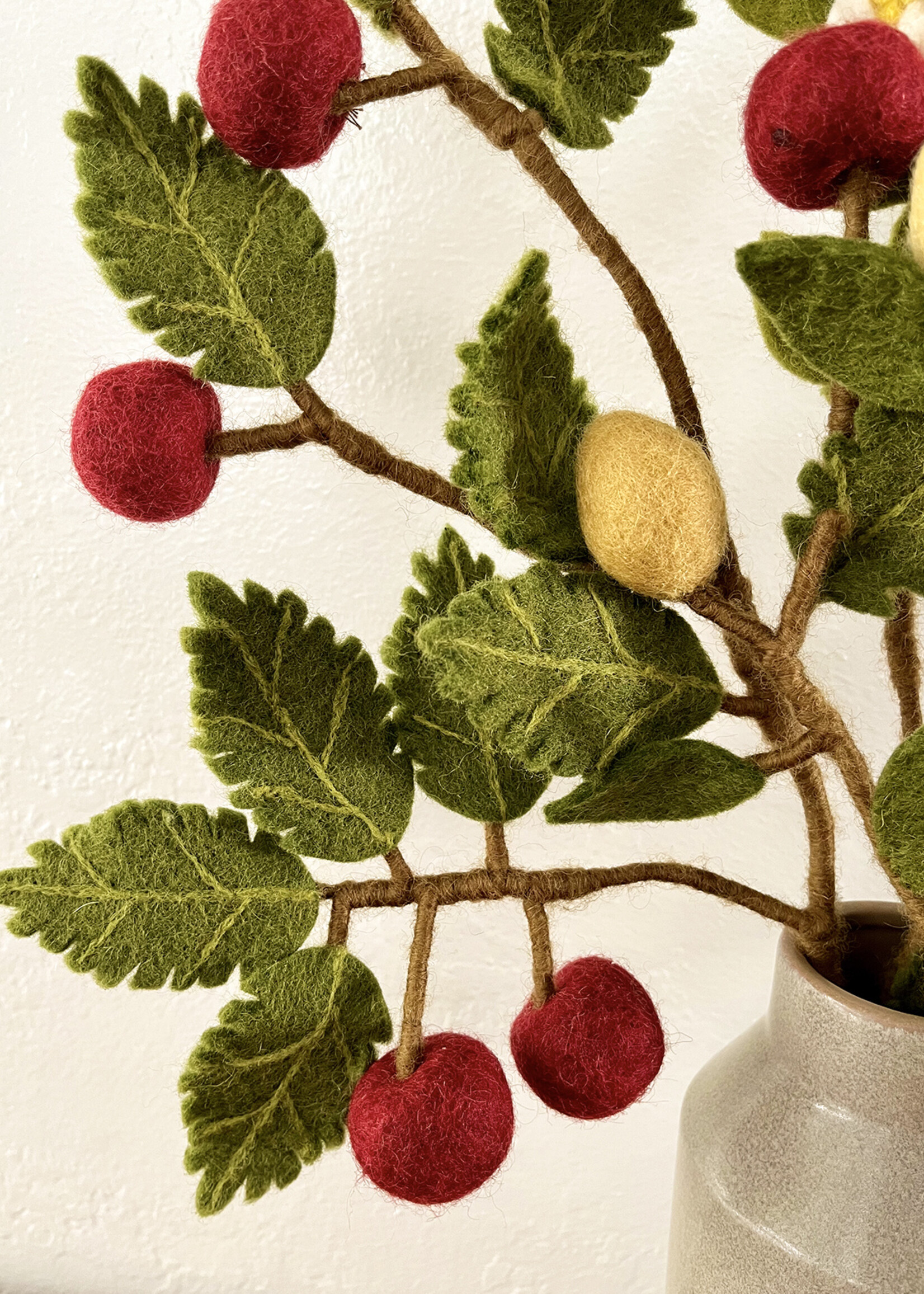 Gry and Sif Lemon Felt Branch