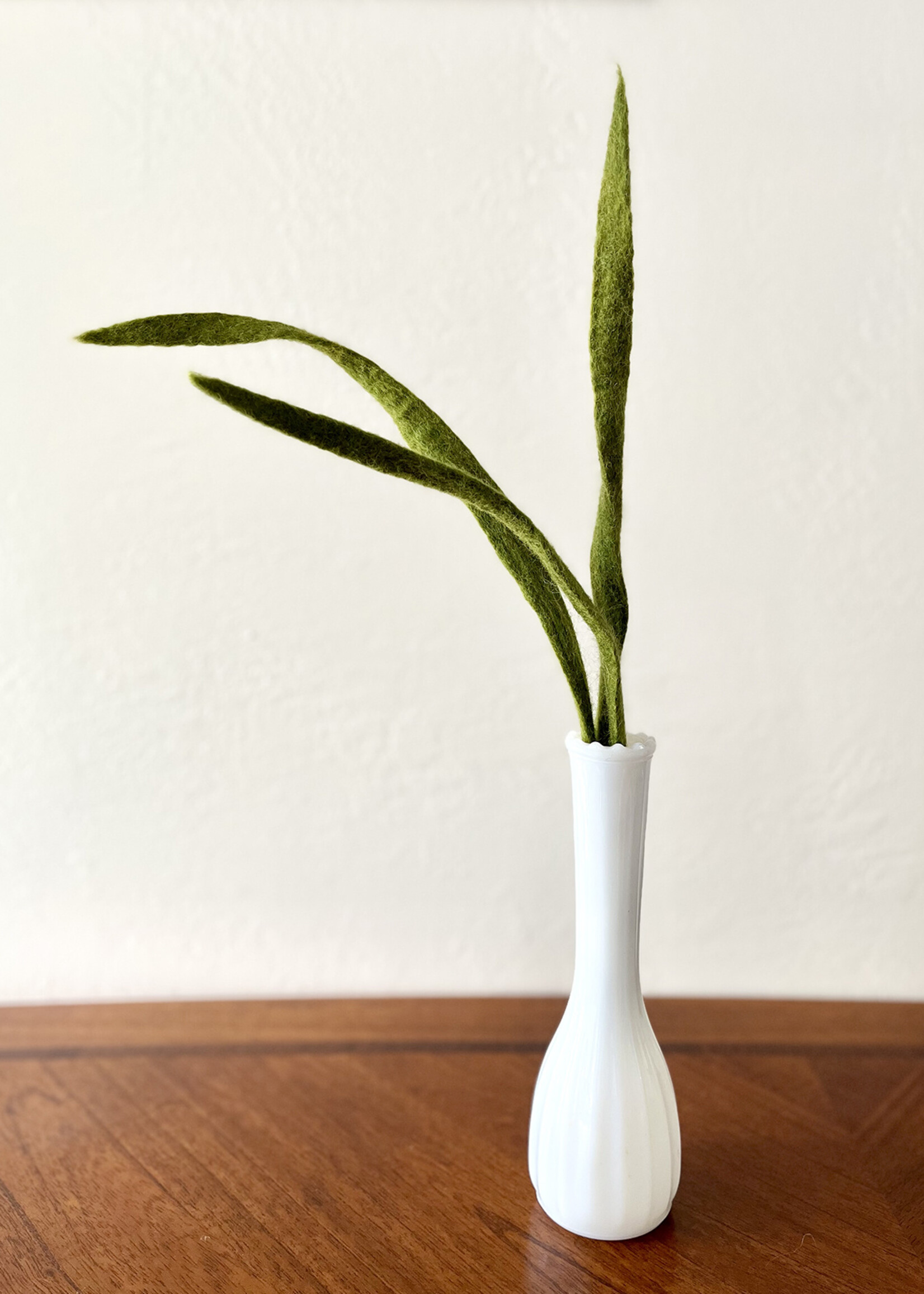 Gry and Sif Felt Grass - Straw