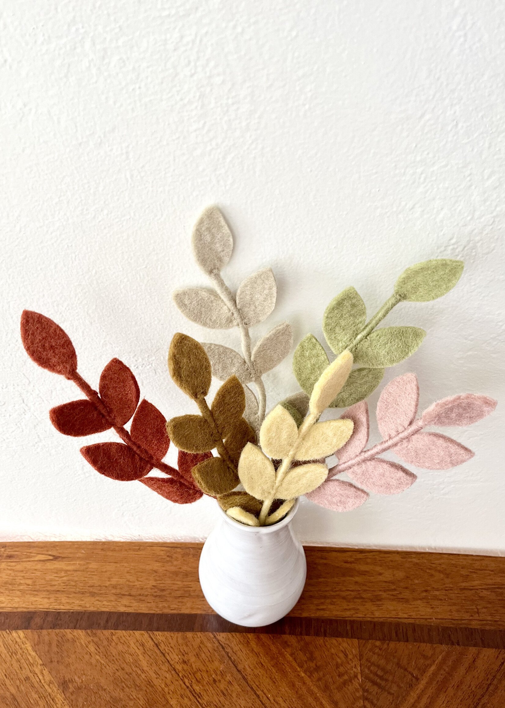 Gry and Sif Felt Leaf Branch