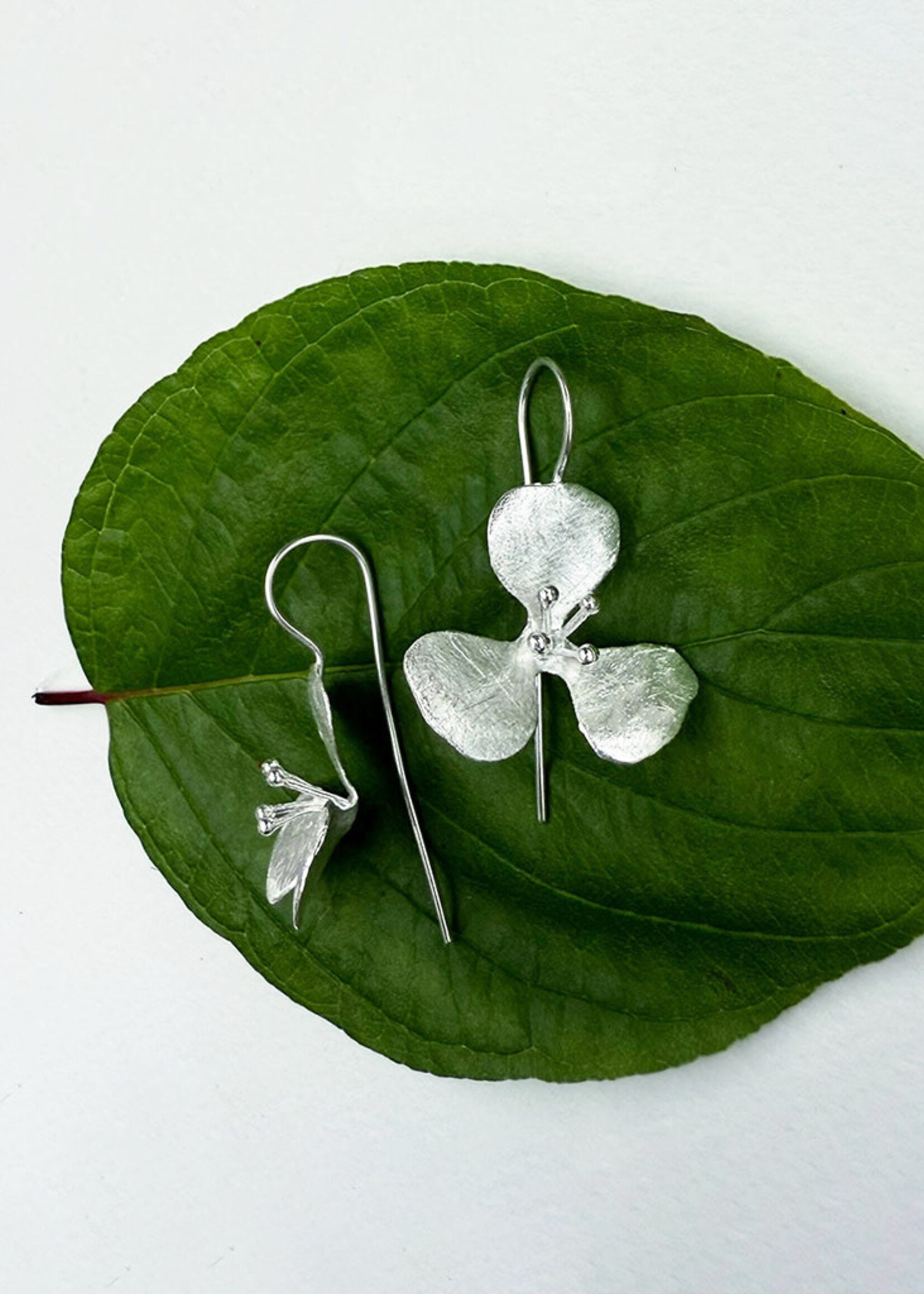 Women's Peace Collection Exquisite Flower Dangle Earrings