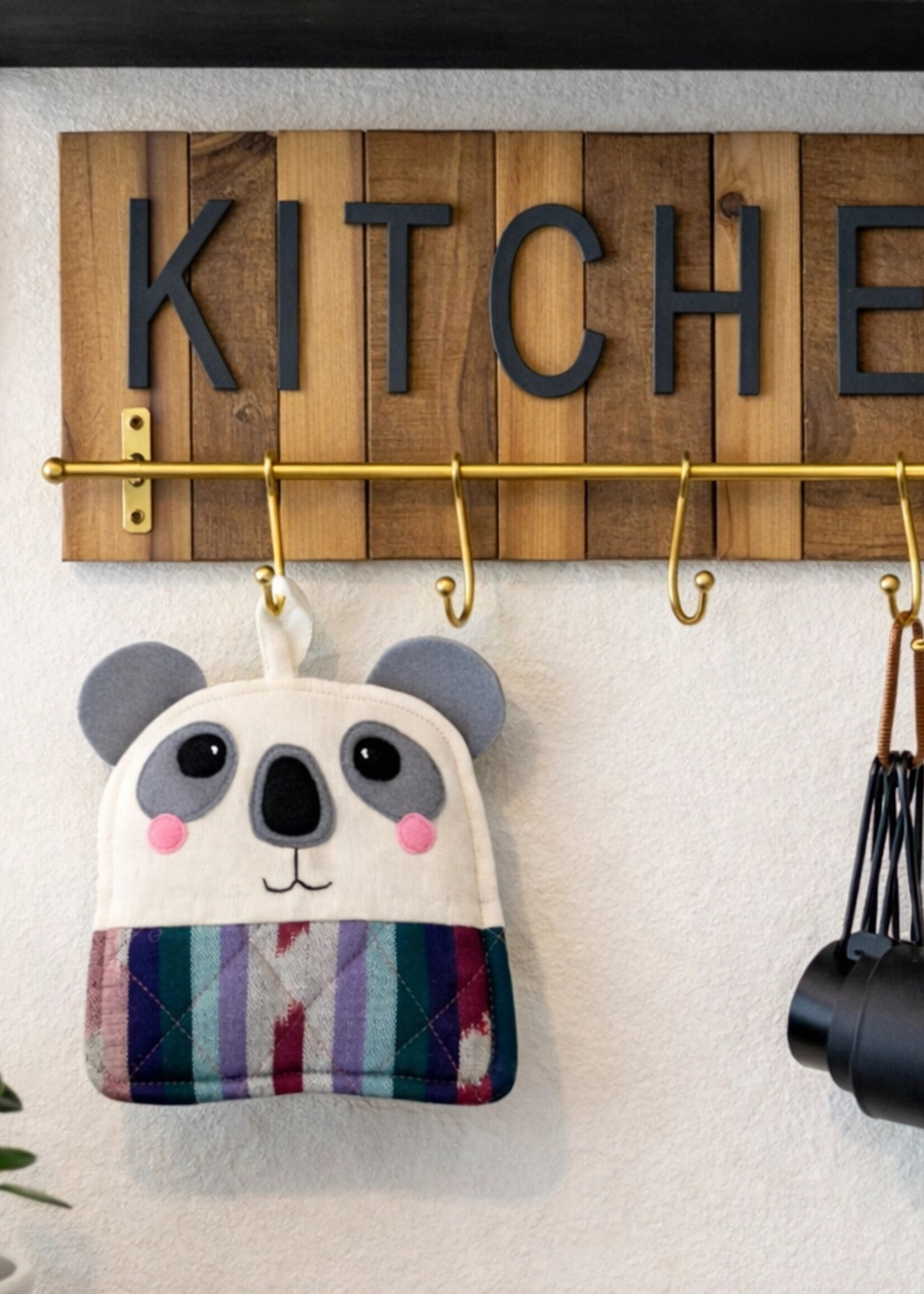 Upavim Koala Pot Holder