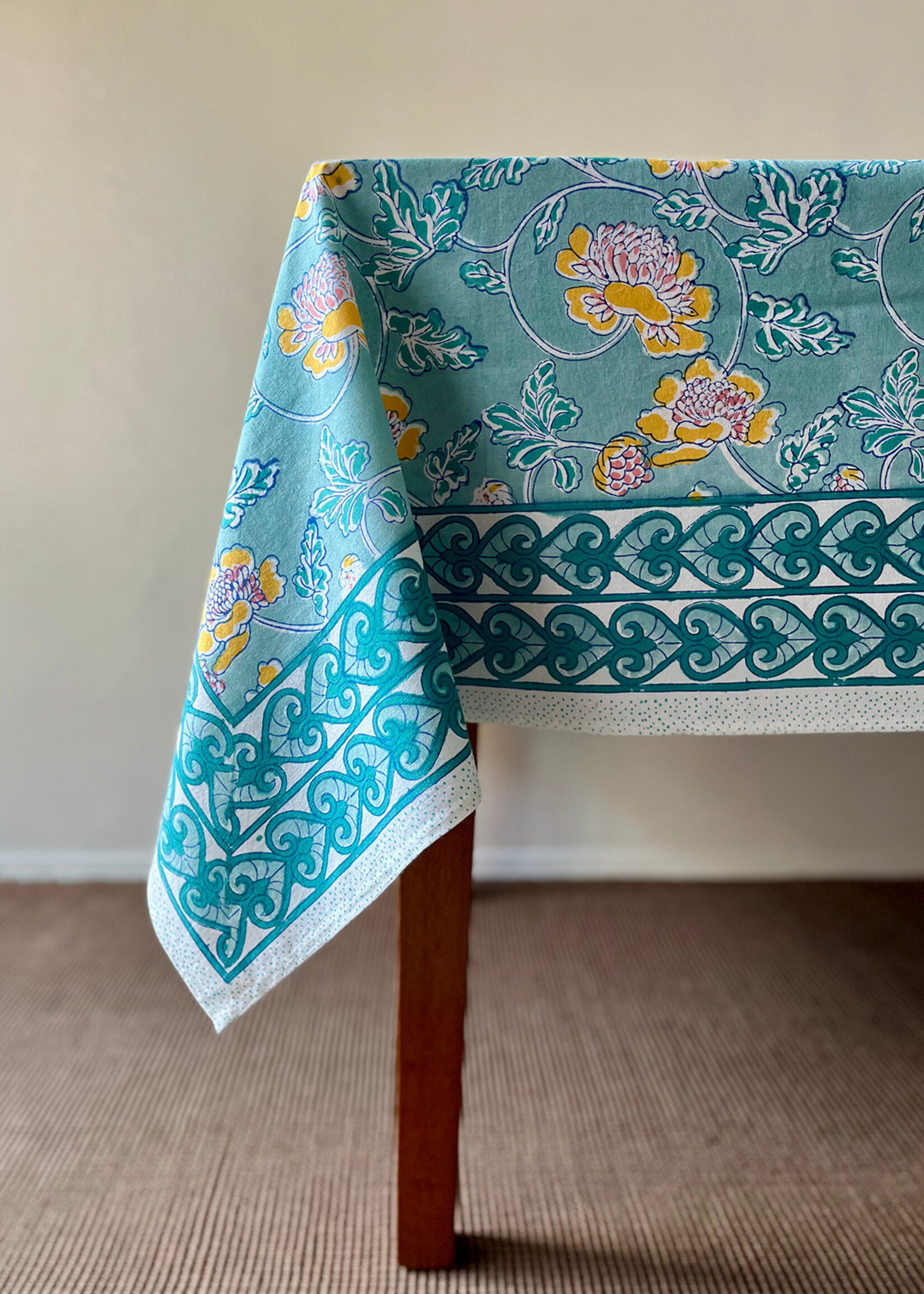 Natural Habitat Aqua Cornflower Tablecloth