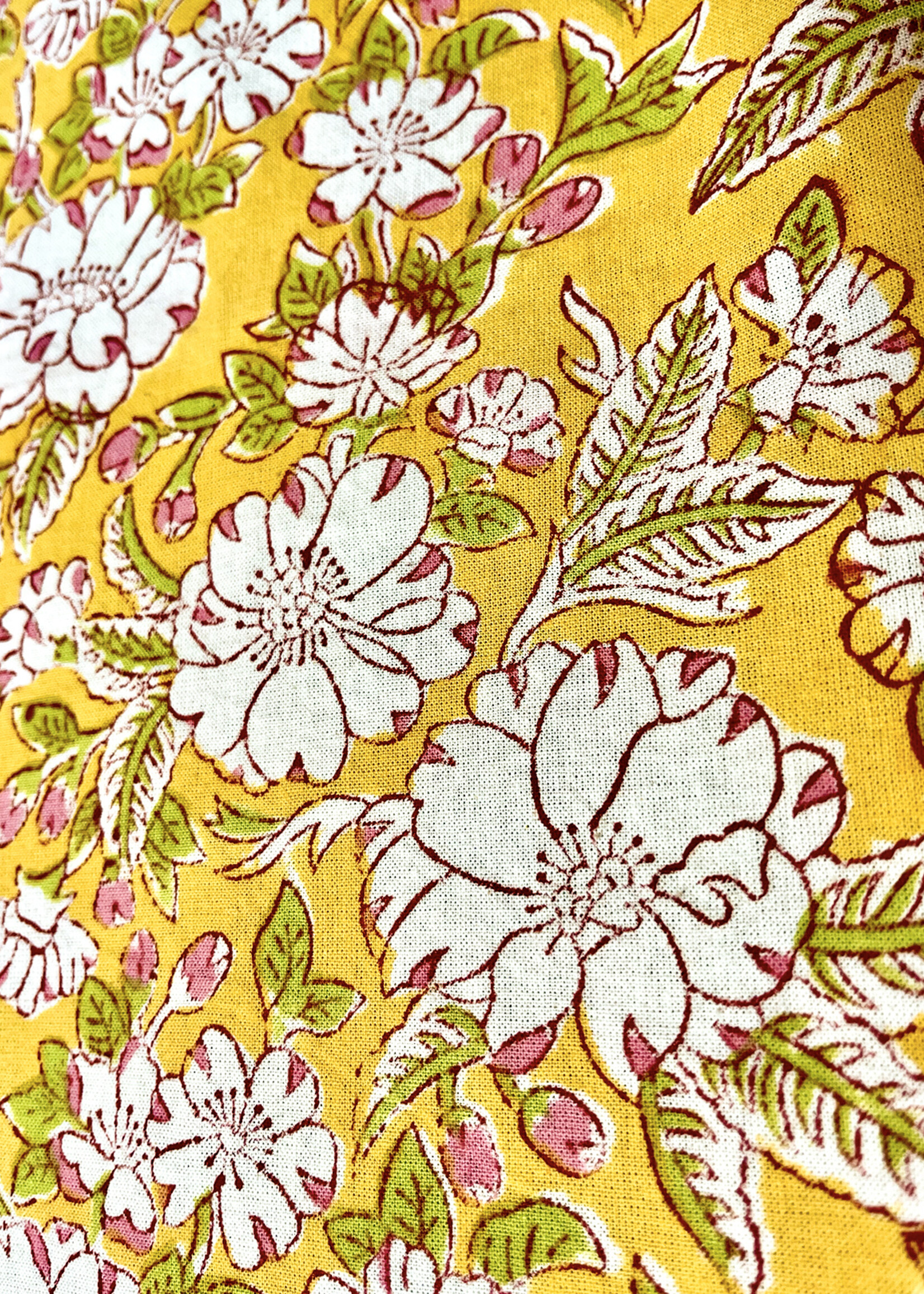 Natural Habitat Yellow Camelia Tablecloth