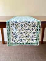 Natural Habitat Country Garden Green Table Runner