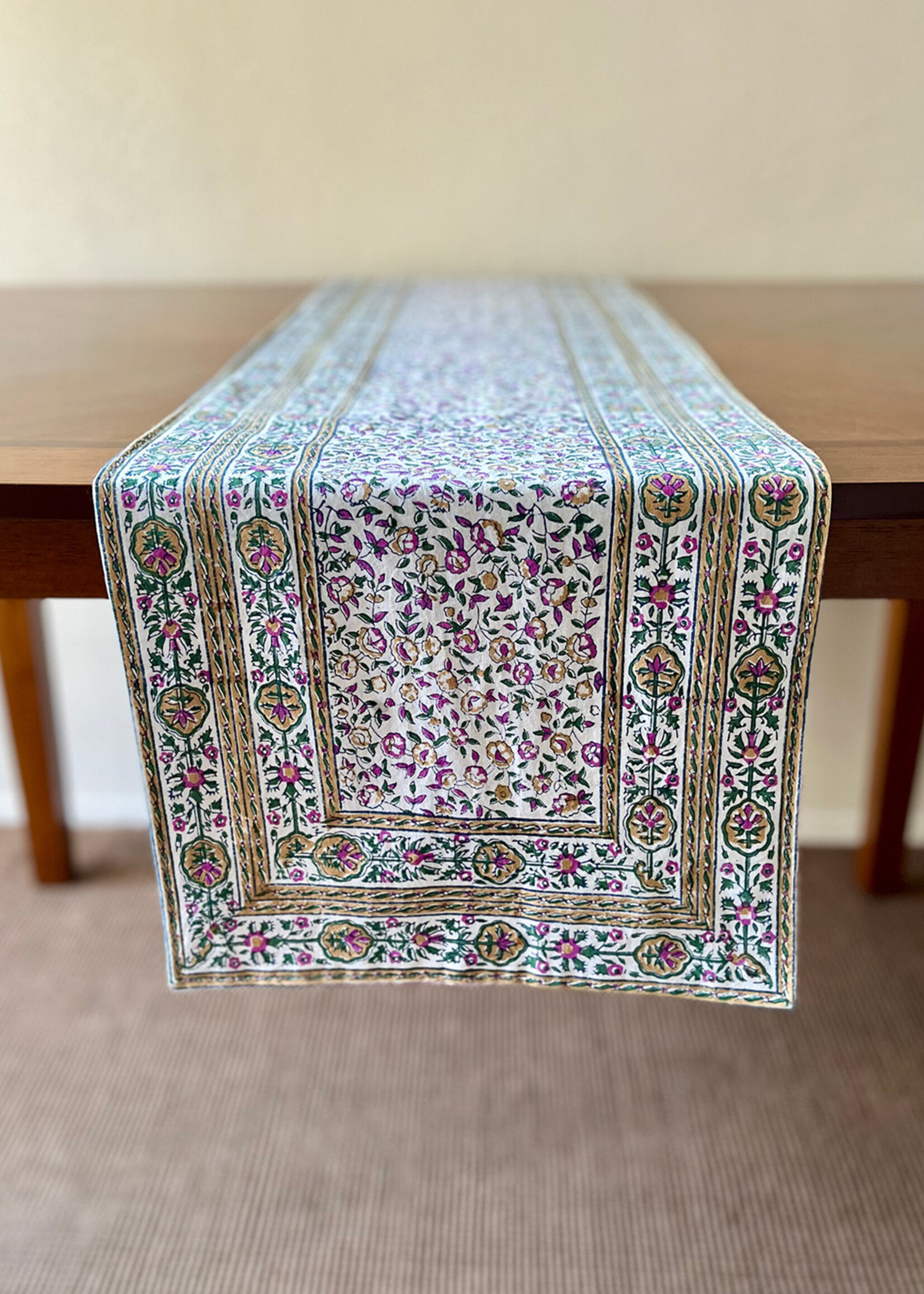 Natural Habitat 13" x 60" Cornwall Plum and Green Table Runner