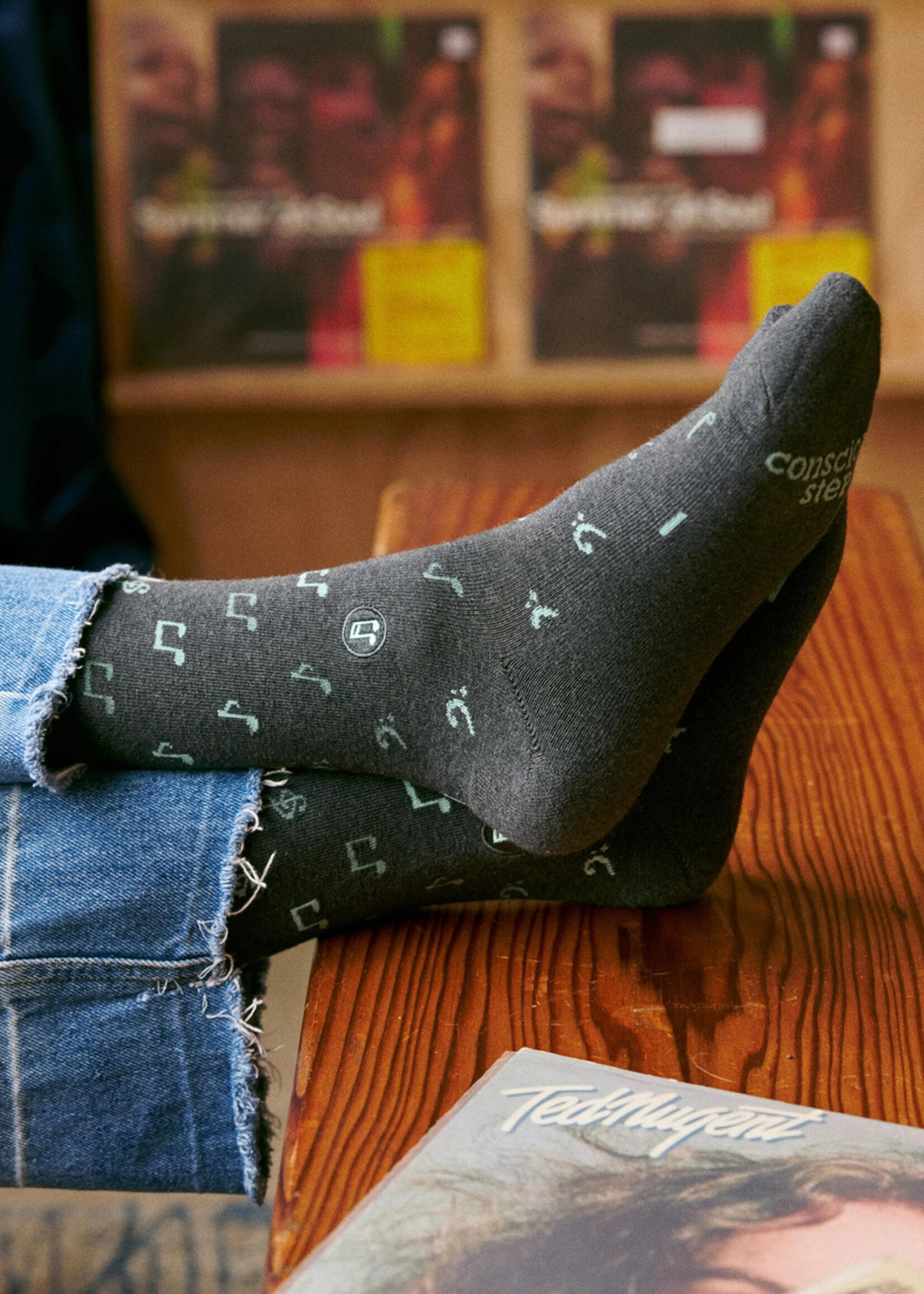 Conscious Step Men's Sock Box that Supports Music