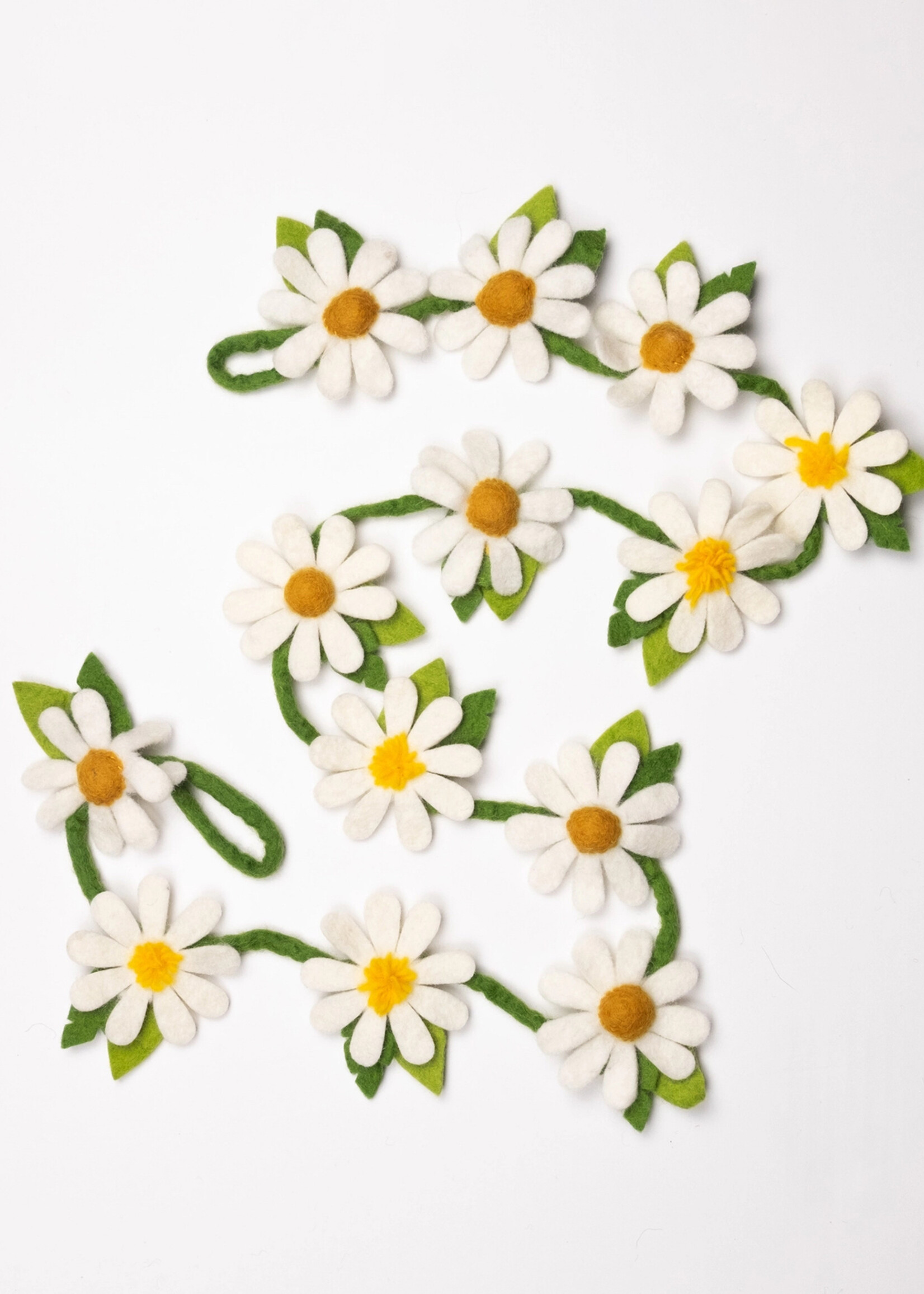 White Daisy Felt Garland