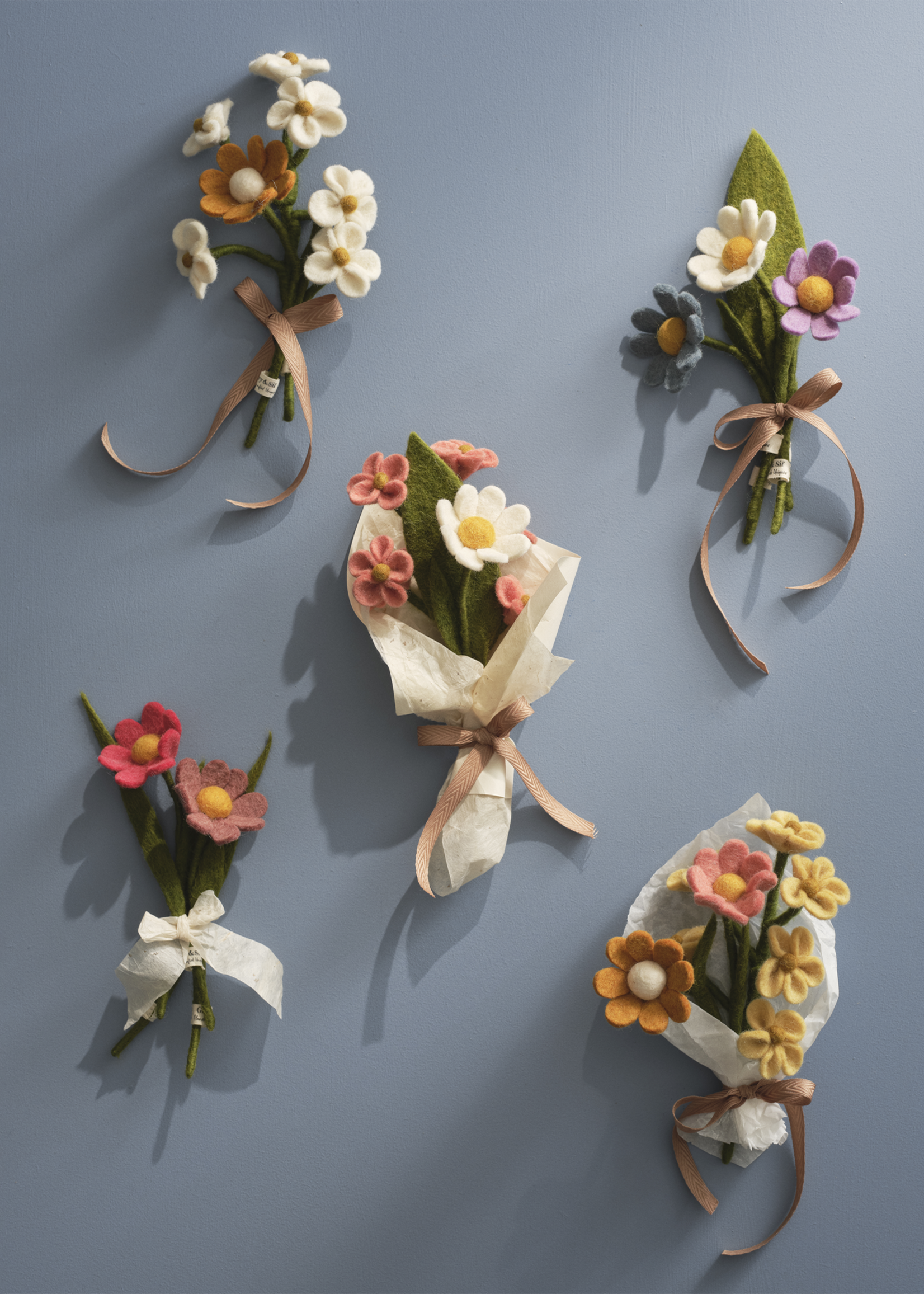 Gry and Sif Small Forget Me Not Felt Flower