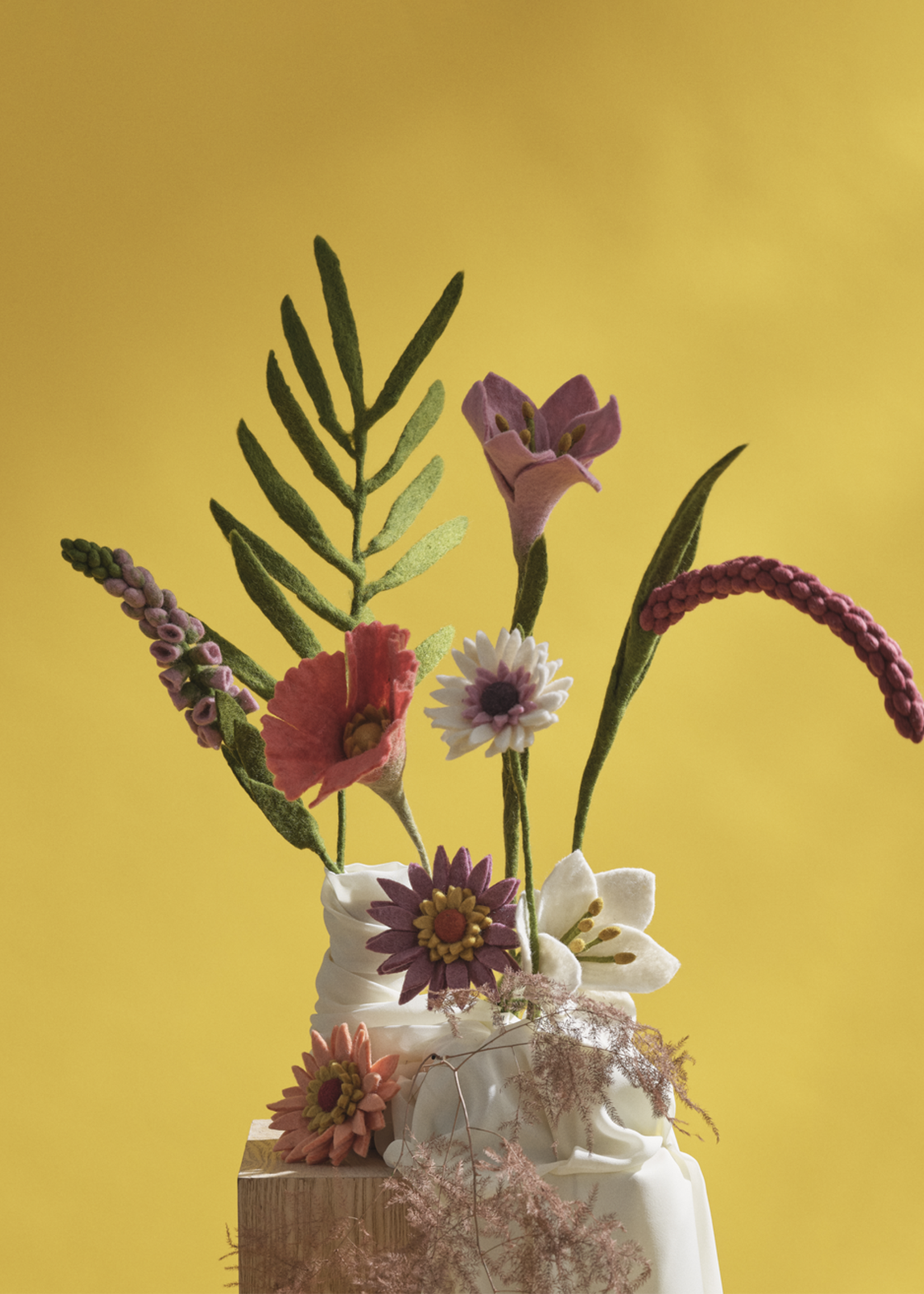 Gry and Sif Poppy Felt Flower