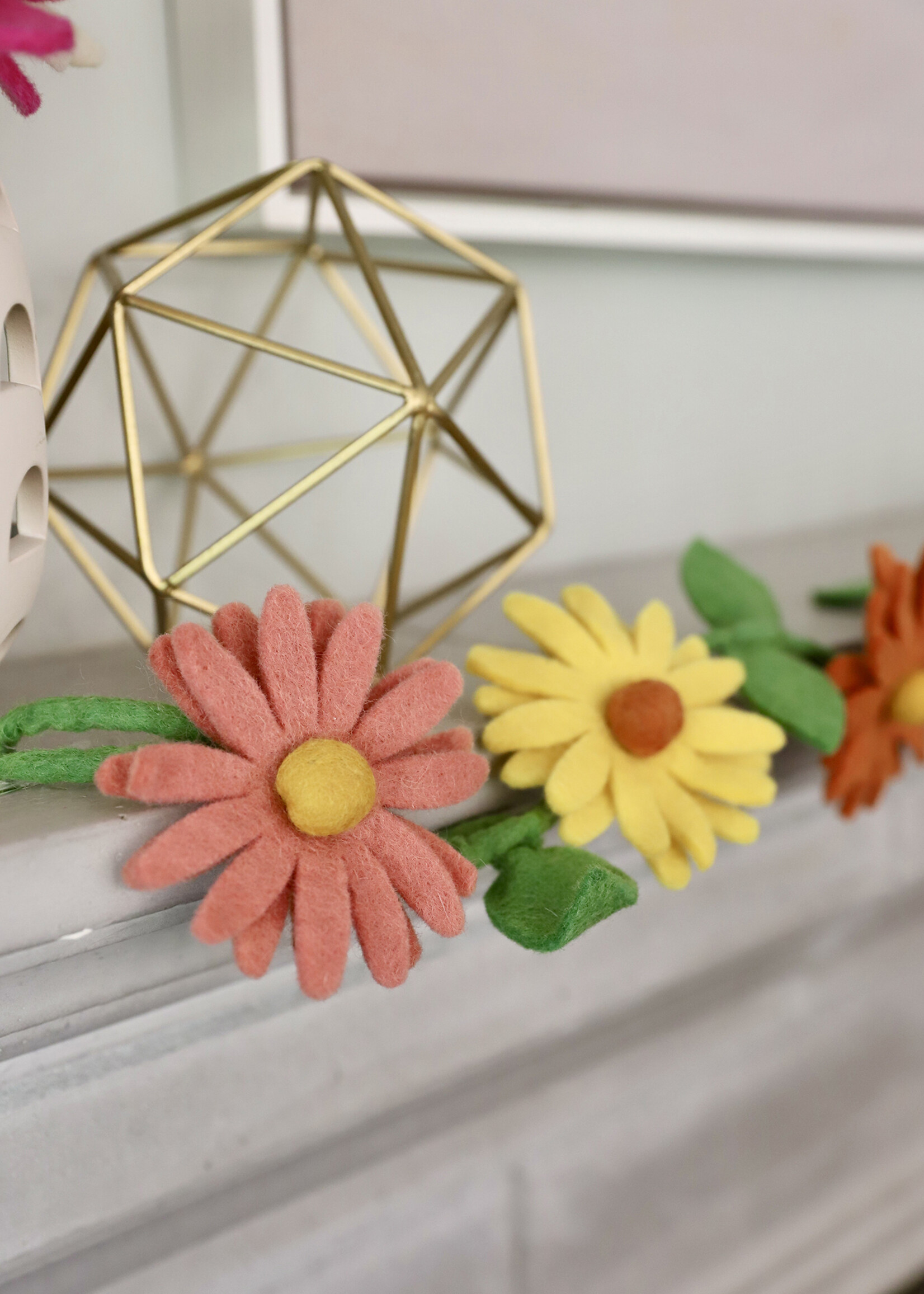 The Winding Road Pastel Daisy Felt Garland