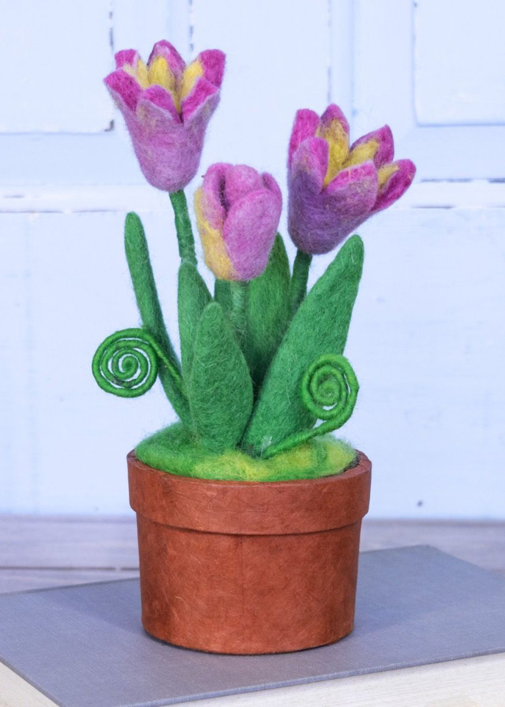 dZi Felt Potted Plant Tulip Trio