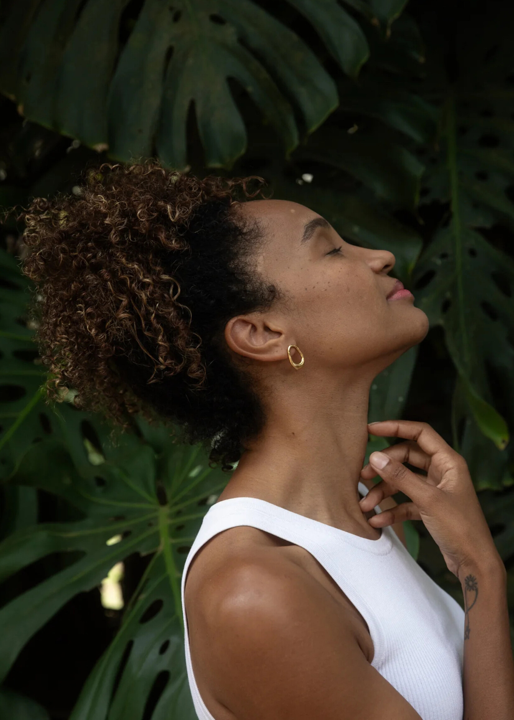 YEWO Cove Earrings - 14K gold plated
