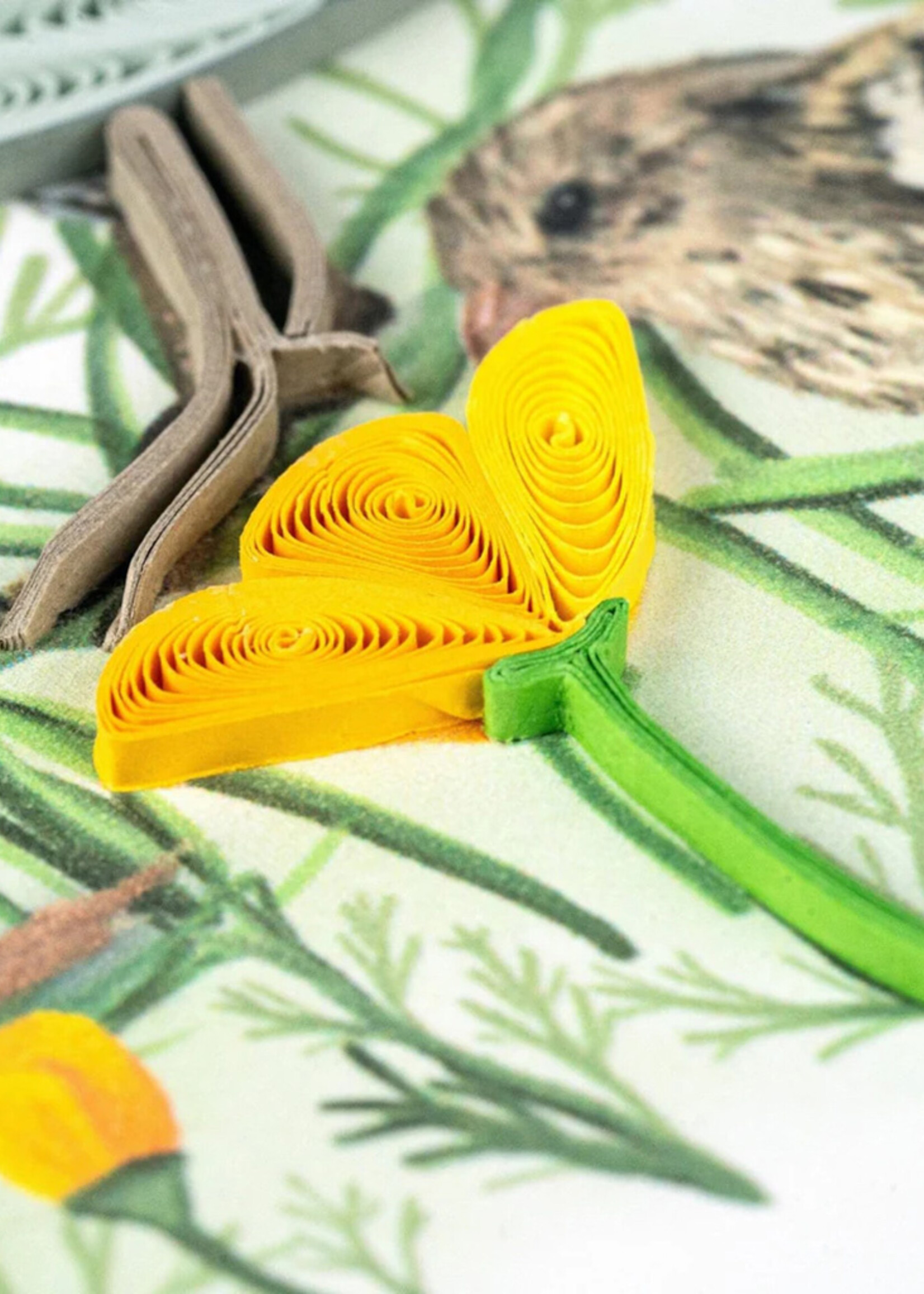 Quilling Cards Quail with Chicks & Poppies Quilling Card