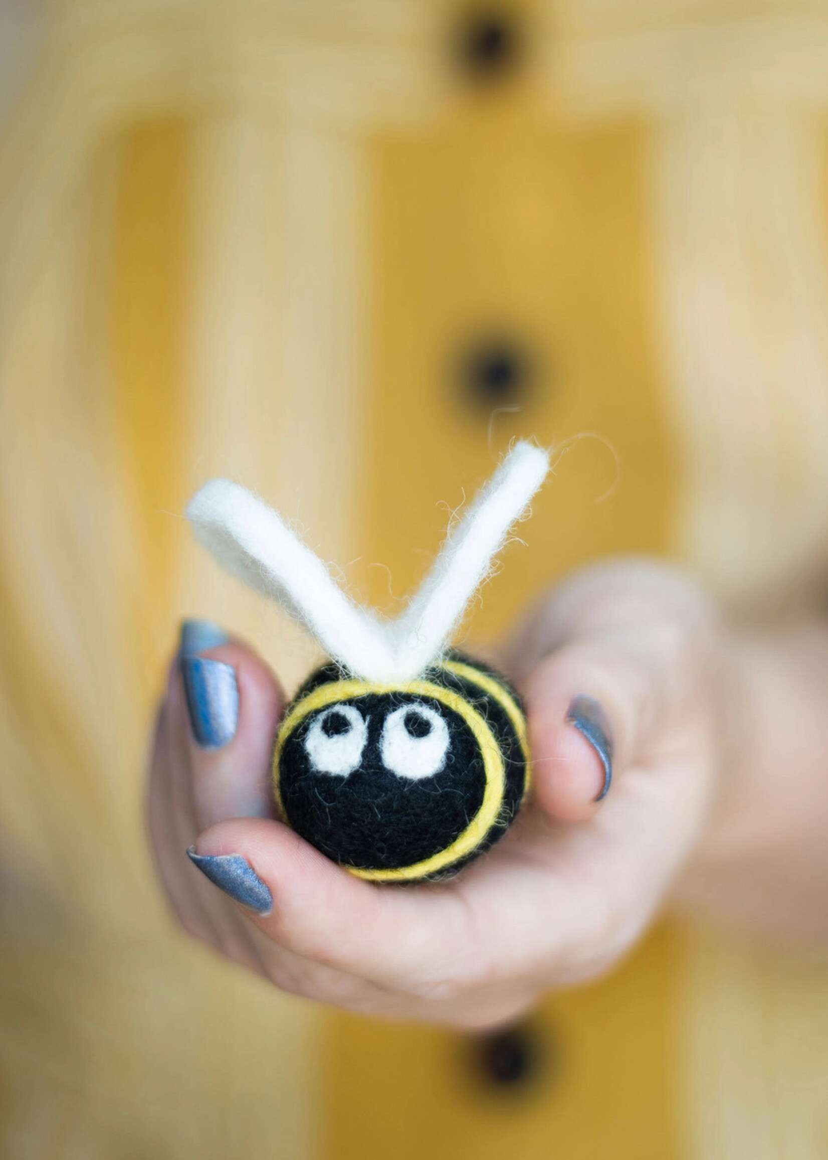 Felt Bee Cat Toy