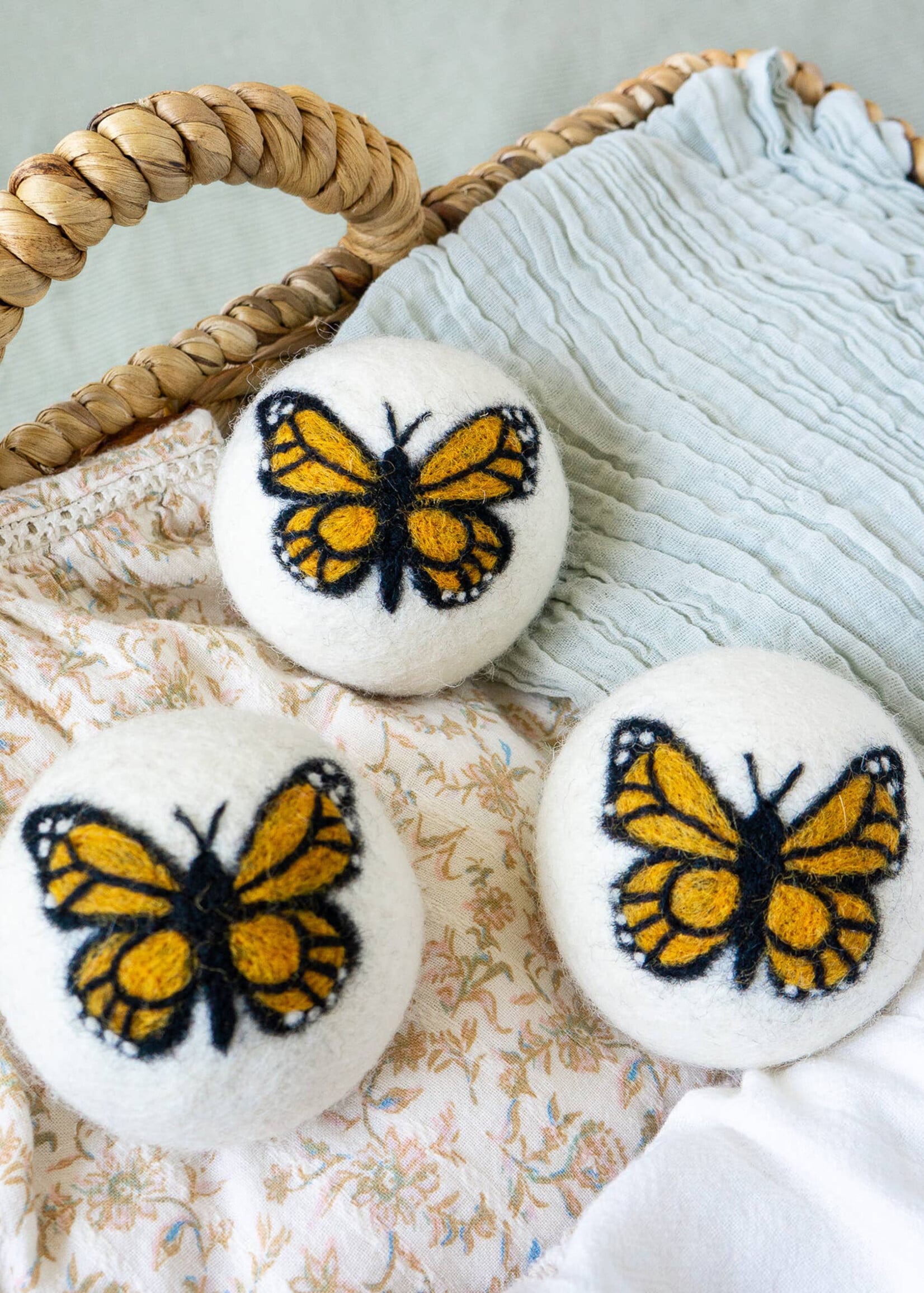 Friendsheep Felt Dryer Ball Set - Monarch Butterfly