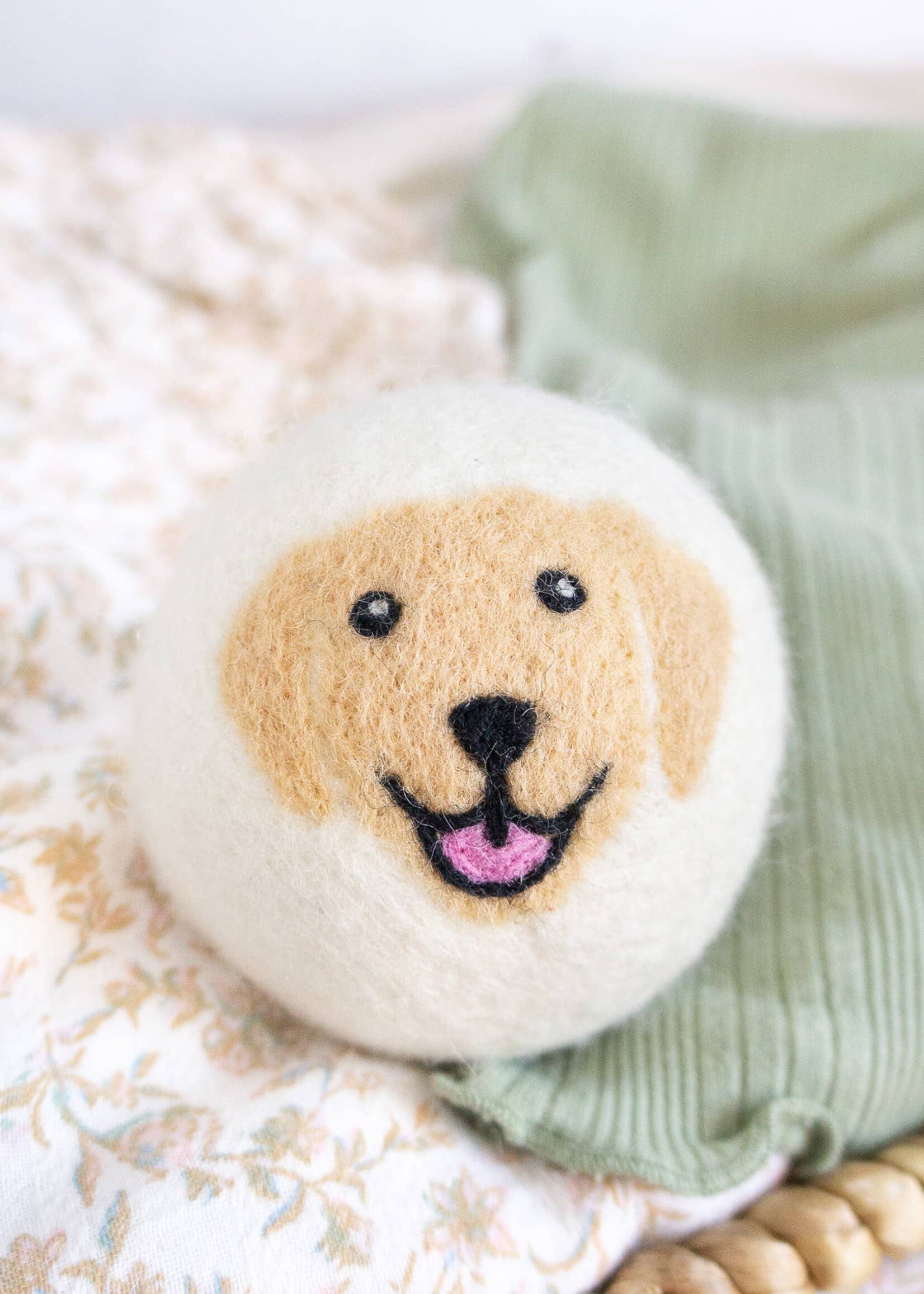 Friendsheep Felt Dryer Ball Set - Golden Dogs