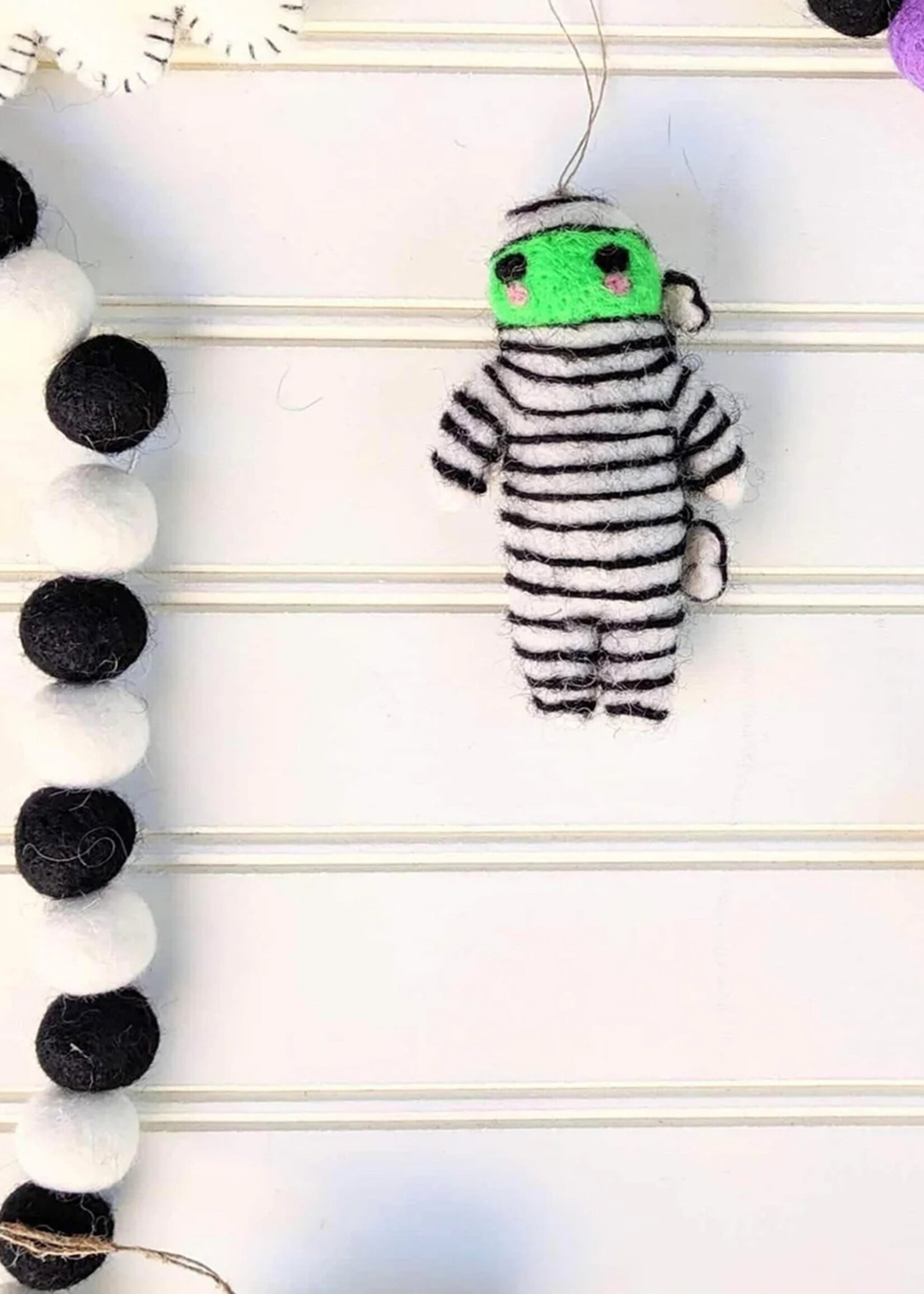 Friendsheep Felt Marvin the Mummy Ornament