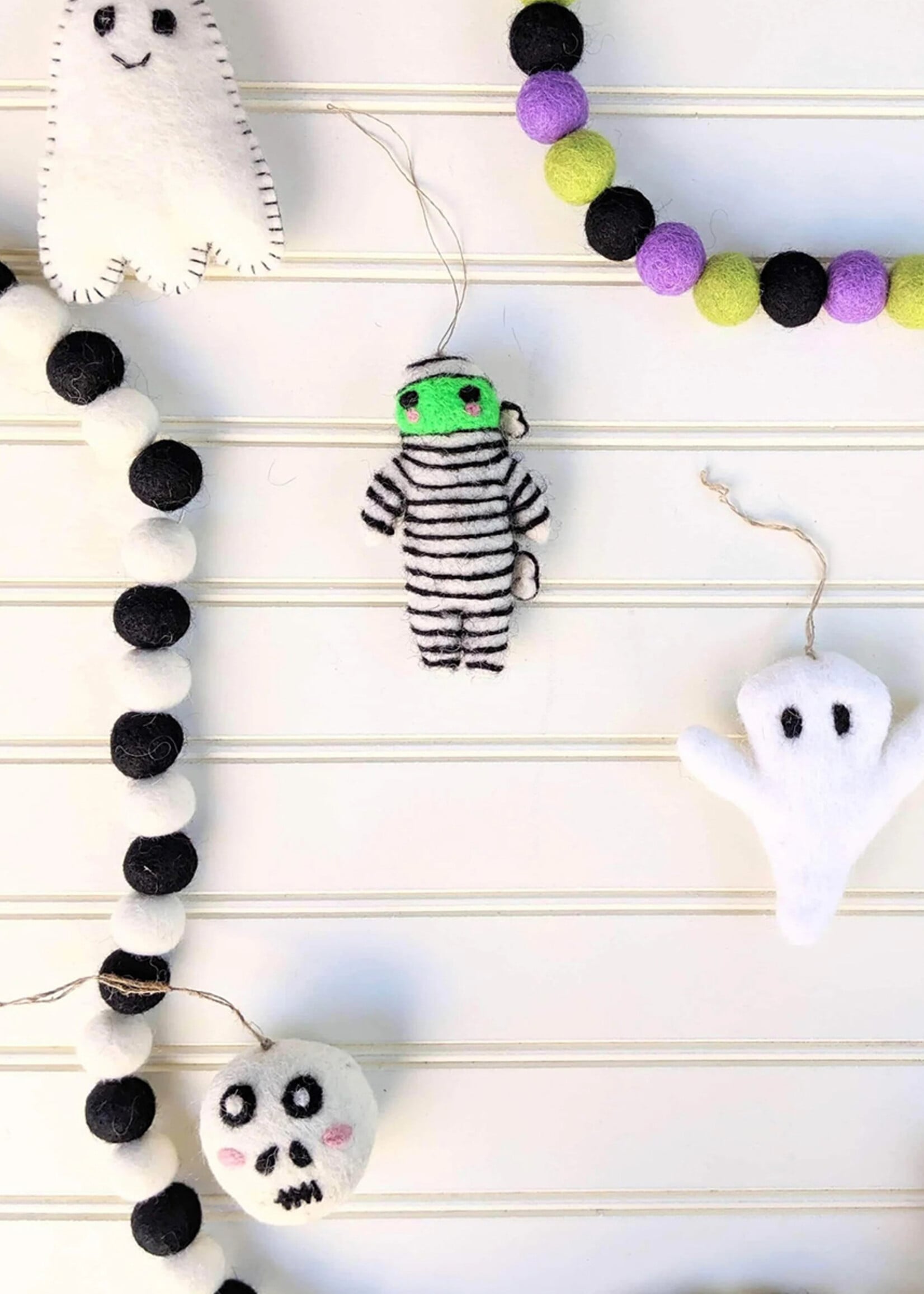 Friendsheep Felt Marvin the Mummy Ornament