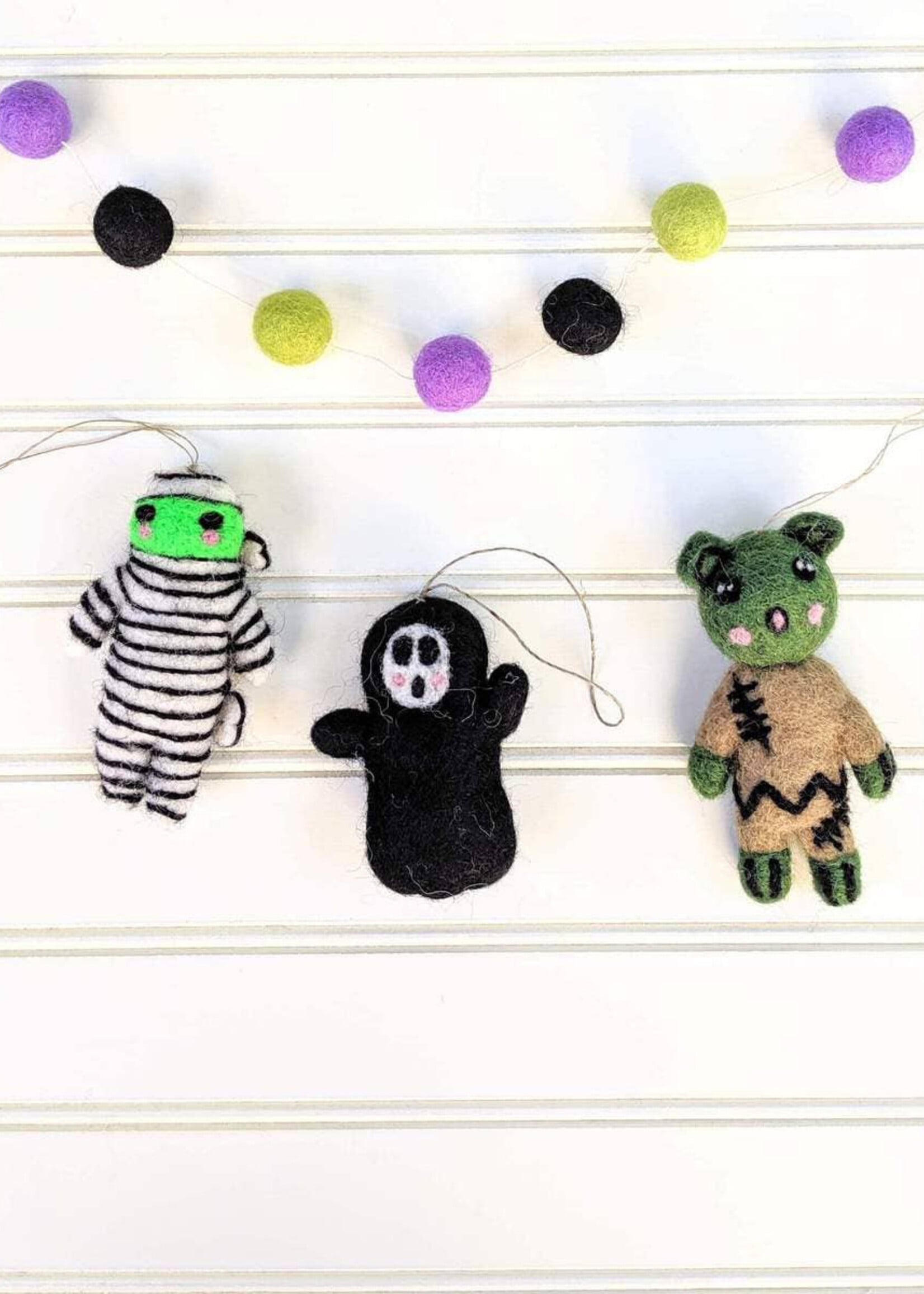 Friendsheep Felt Marvin the Mummy Ornament