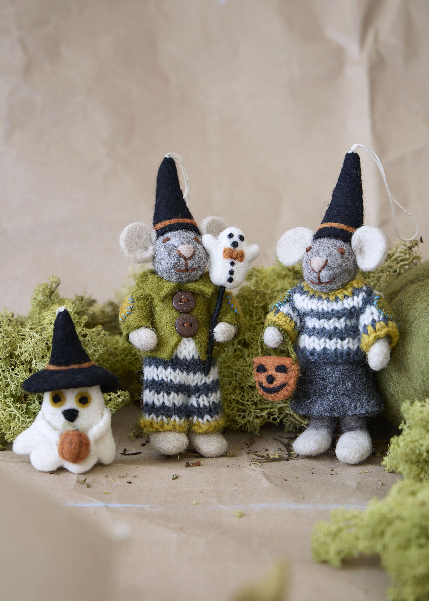 Gry and Sif Felt Halloween Ghost with Pumpkin