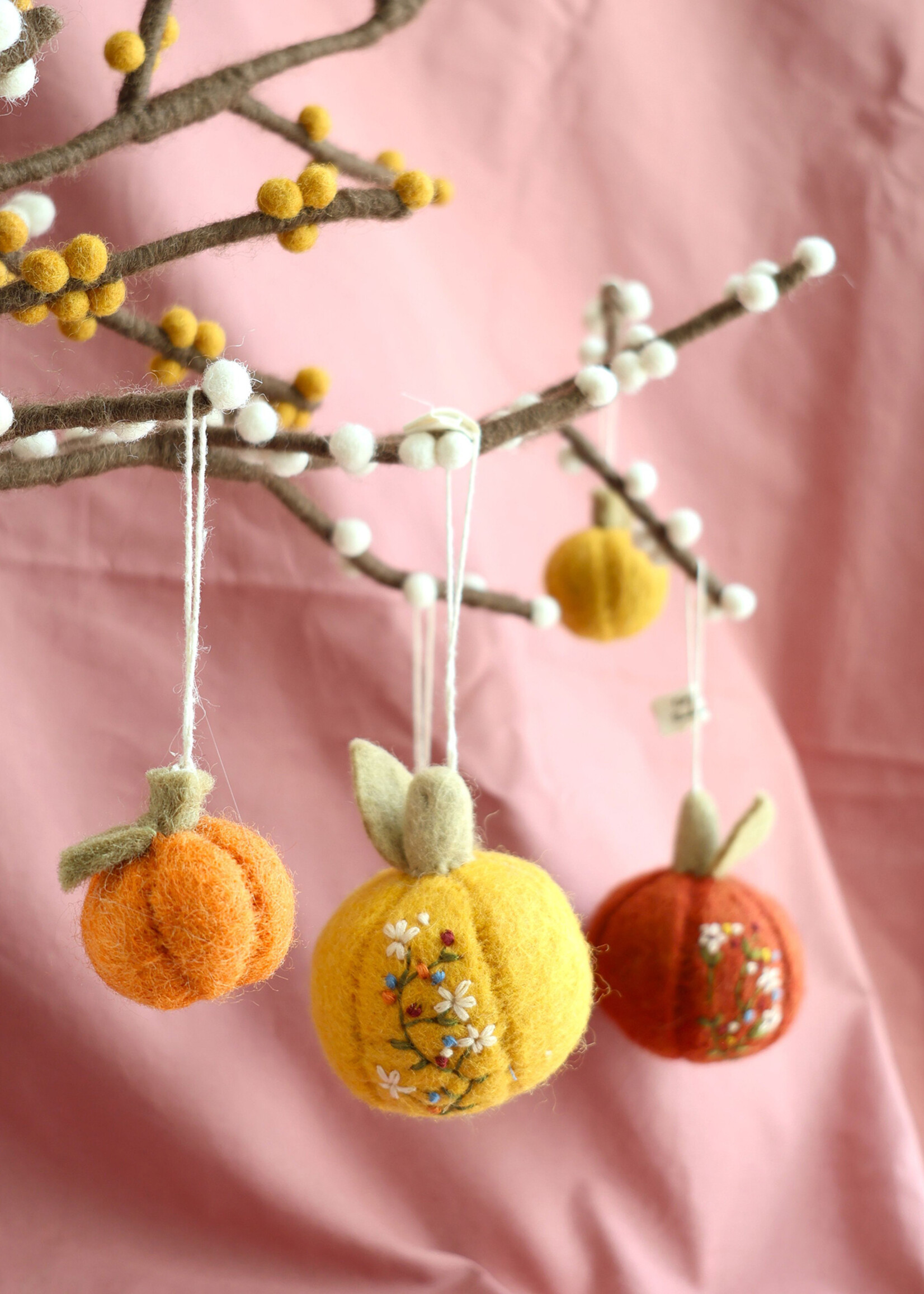 Gry and Sif Mini Felt Pumpkin Ornament Set