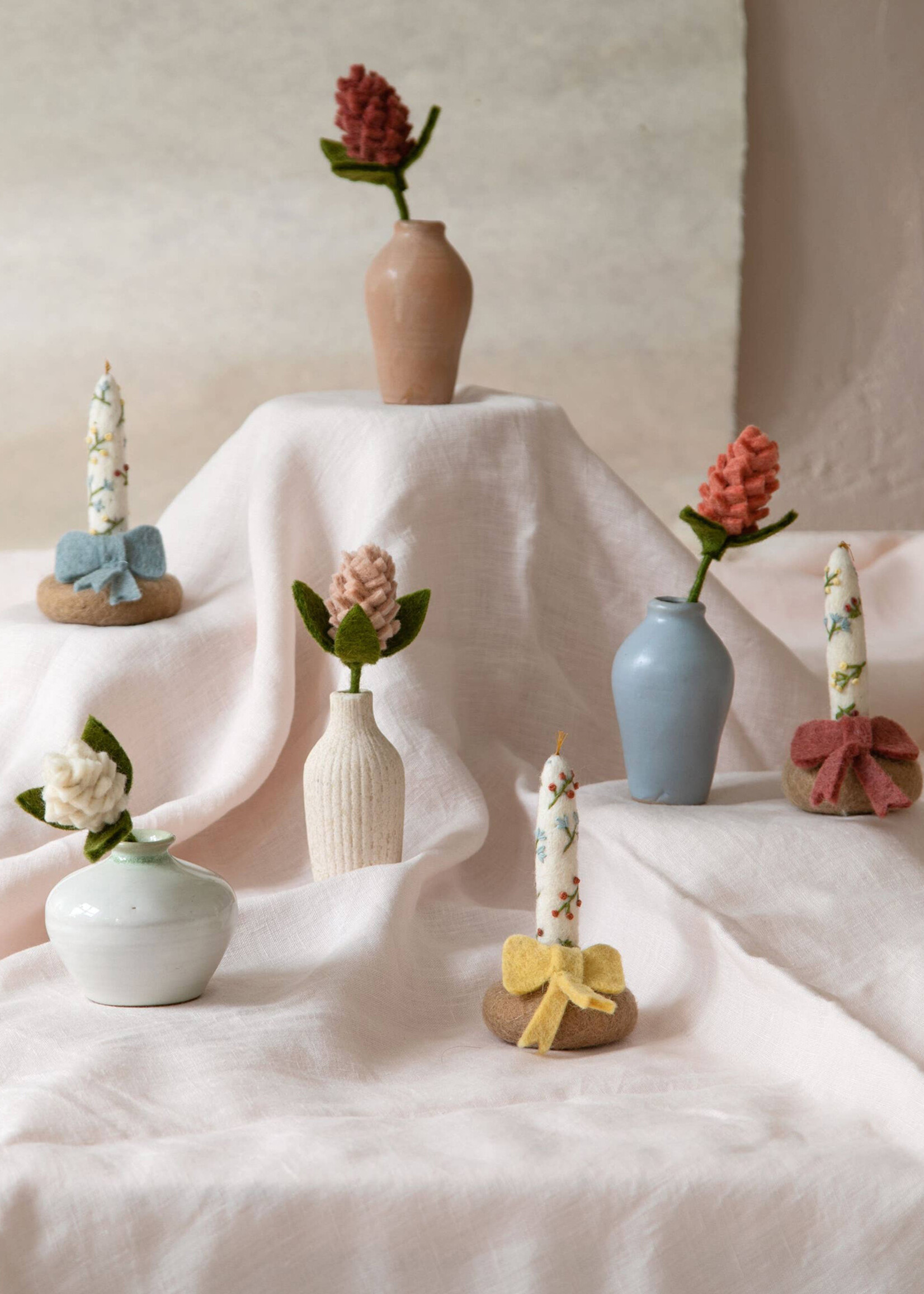 Gry and Sif Small Artichoke Felt Flower