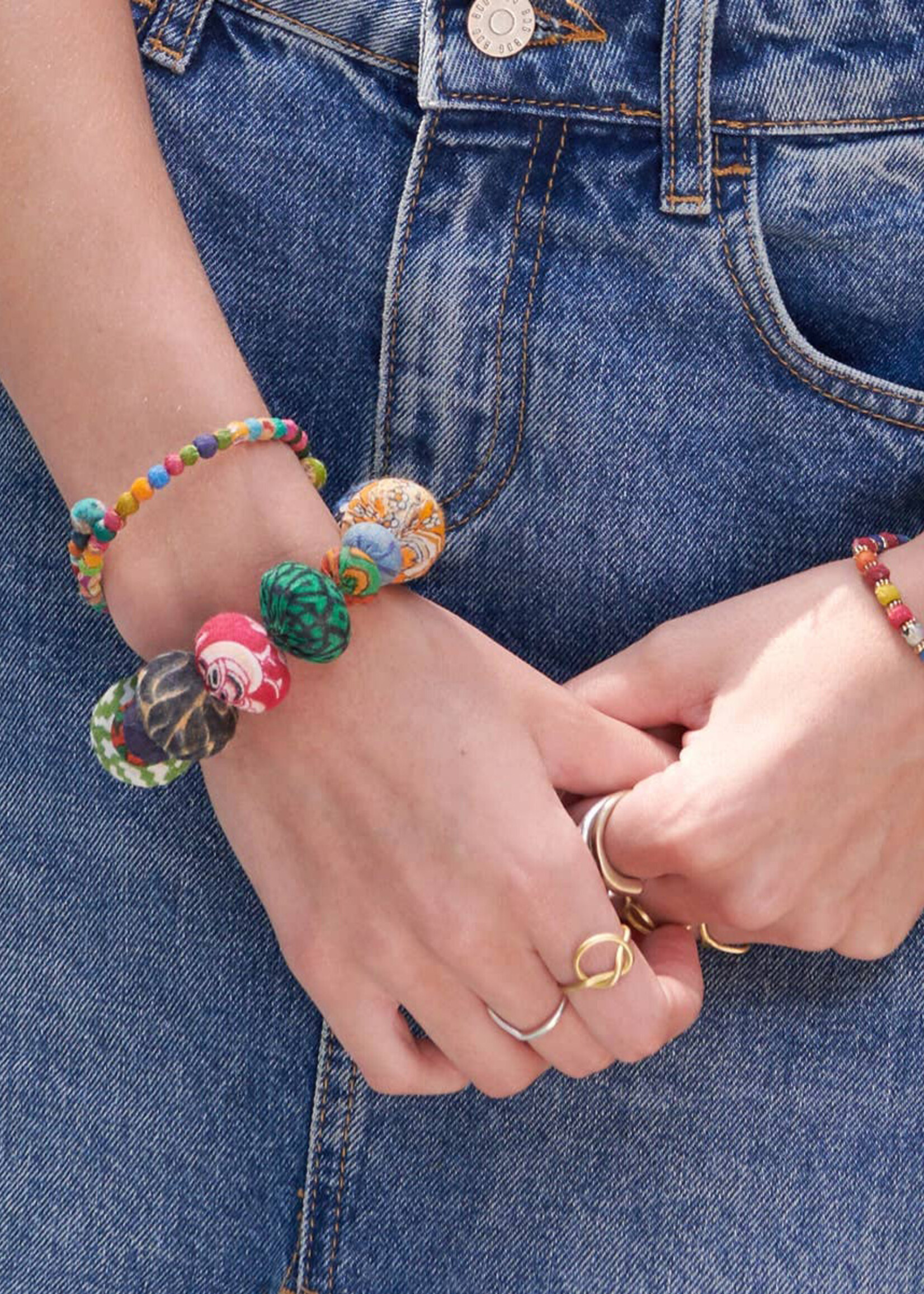 WorldFinds Kantha Milieu Overlap Bracelet