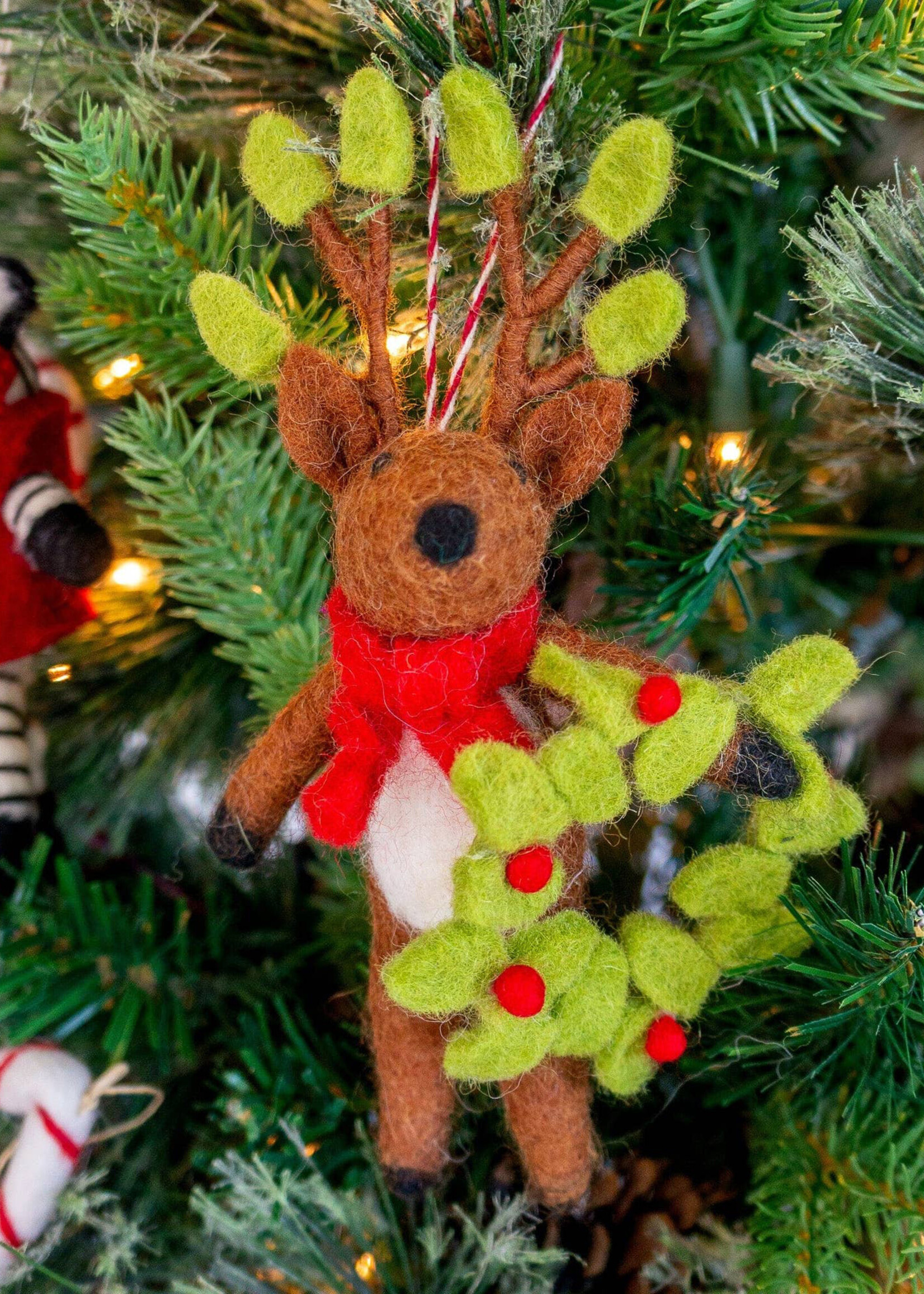 Friendsheep Felt Andy Wreath Deer Ornament
